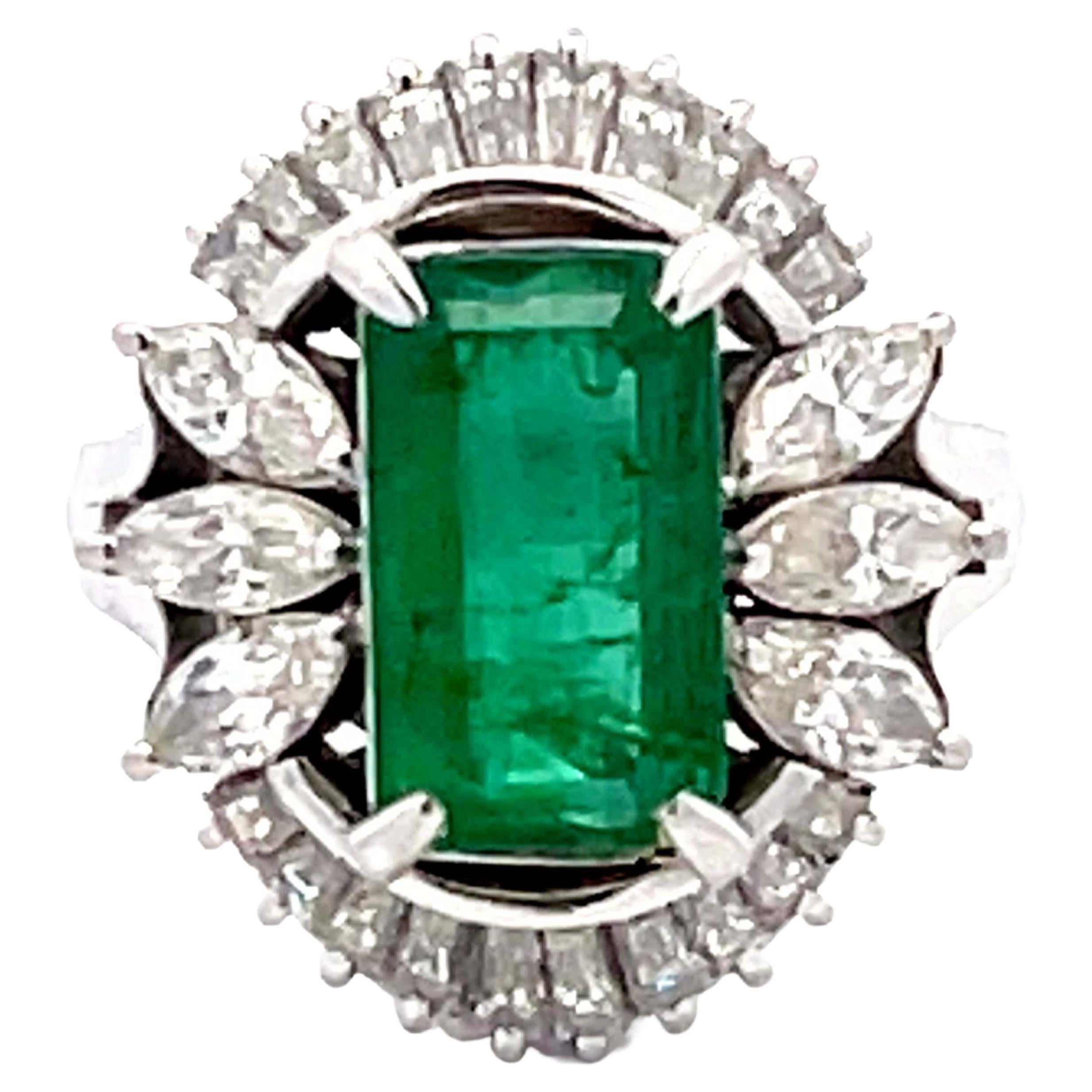GIA Zambie Bague en platine avec émeraude, diamant baguette et diamant marquise