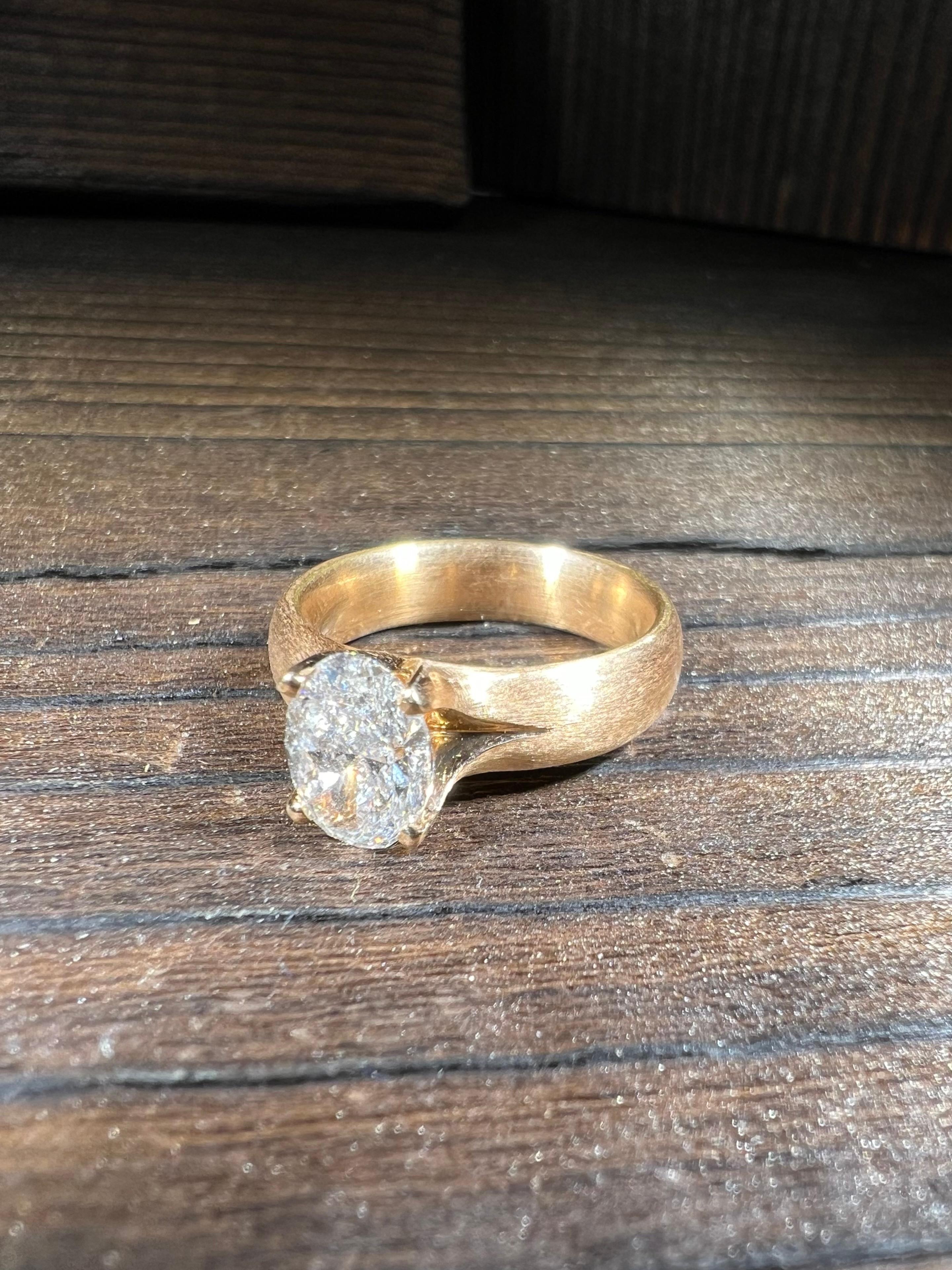 GIA Zertifizierter 1.50 Carat Diamant Verlobungsring In New Condition For Sale In Spiez, CH