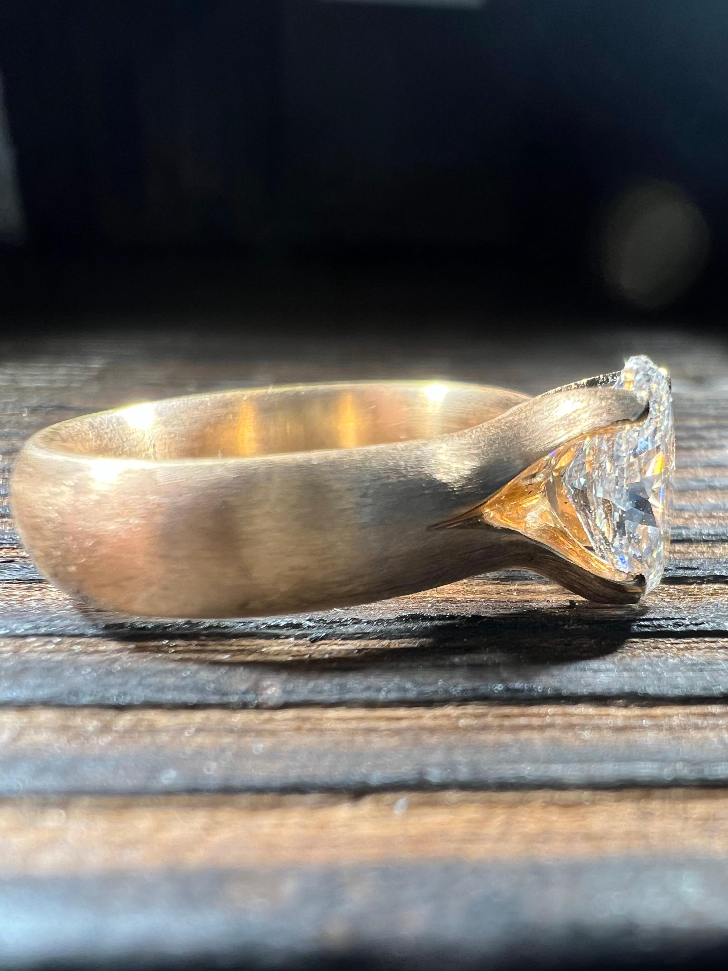 GIA Zertifizierter 1.50 Carat Diamant Verlobungsring For Sale 1