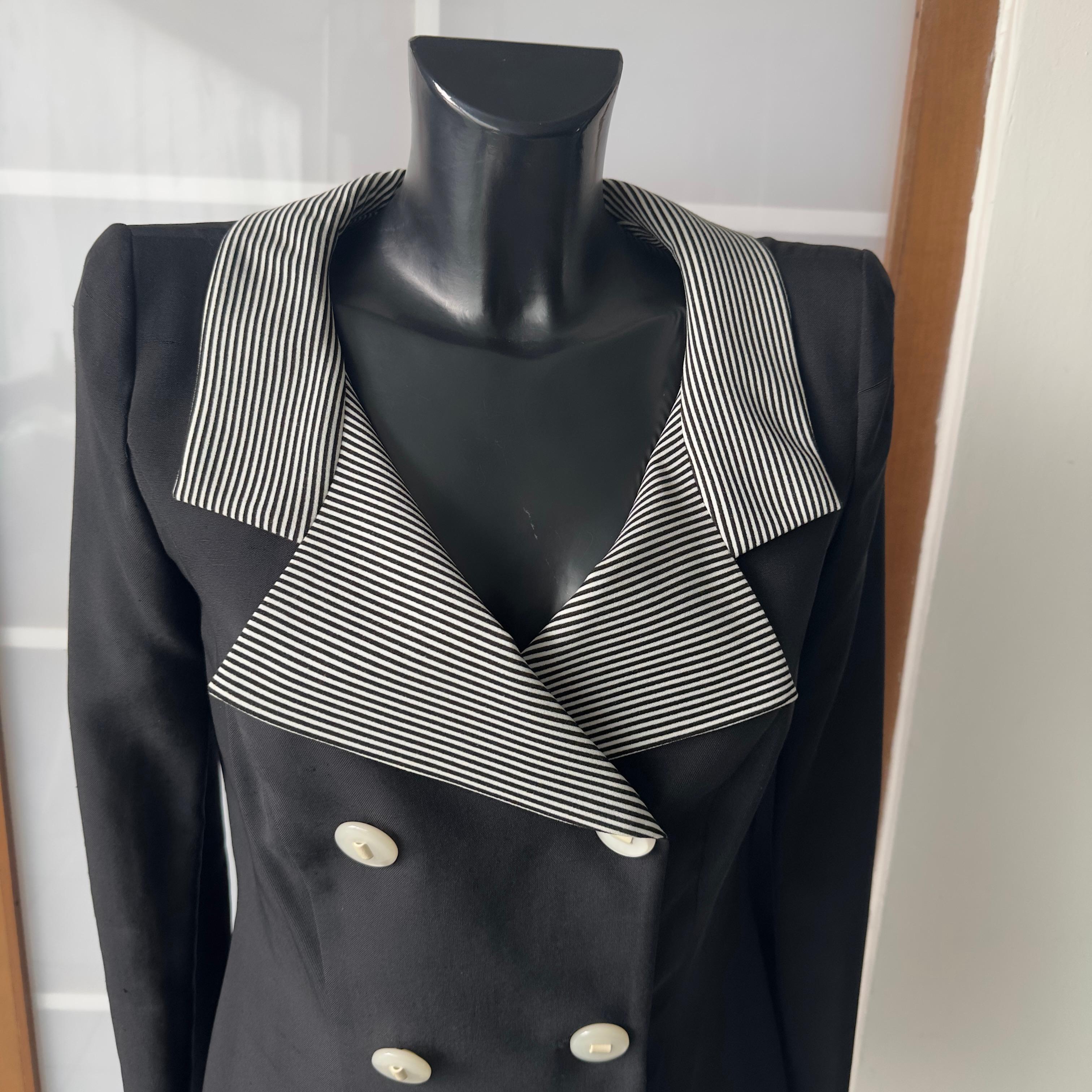 Giorgio Armani silk jacket For Sale 2