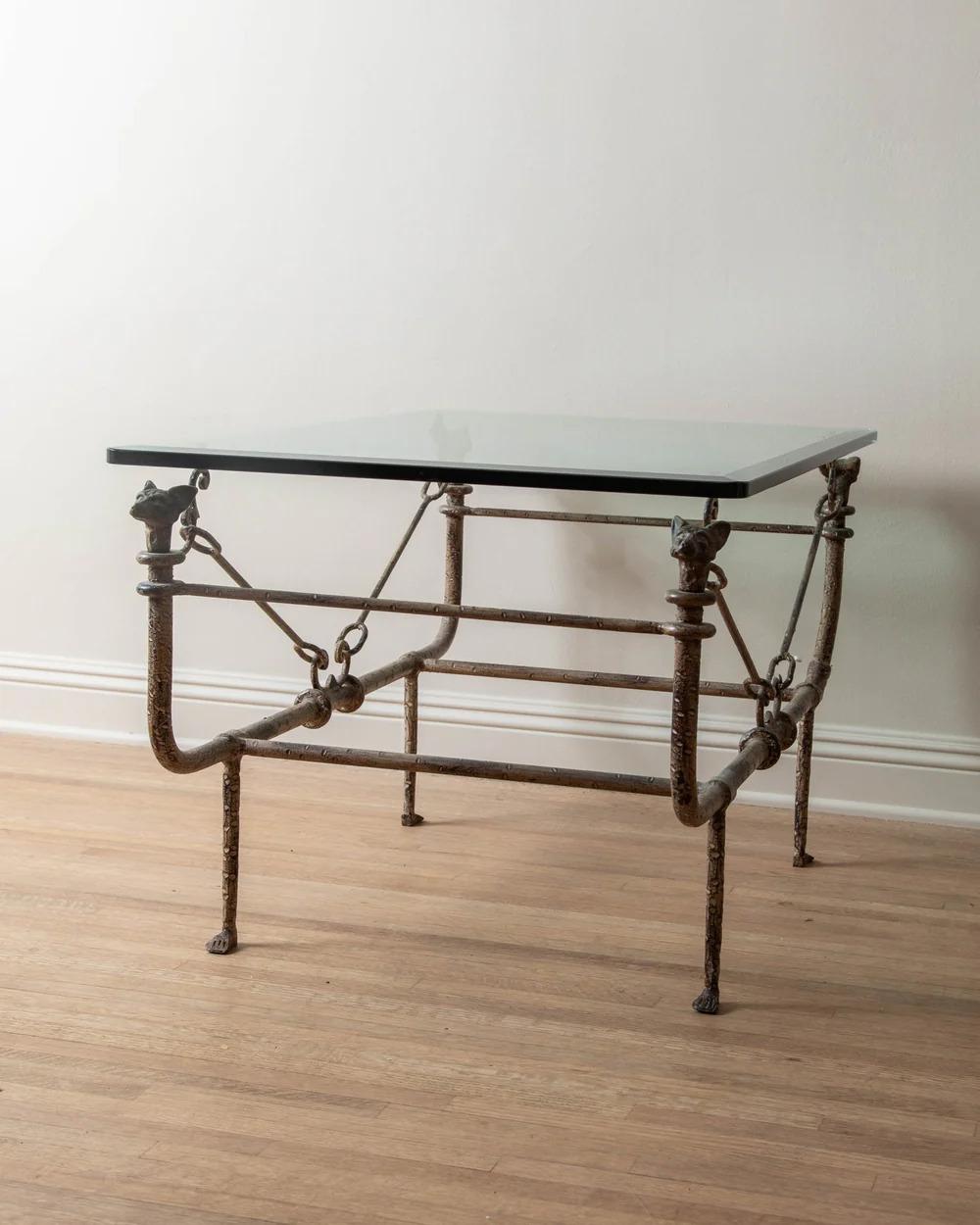 Mesa baja Giacometti de bronce y hierro Etrucsan de Paul Ferrante en venta 1