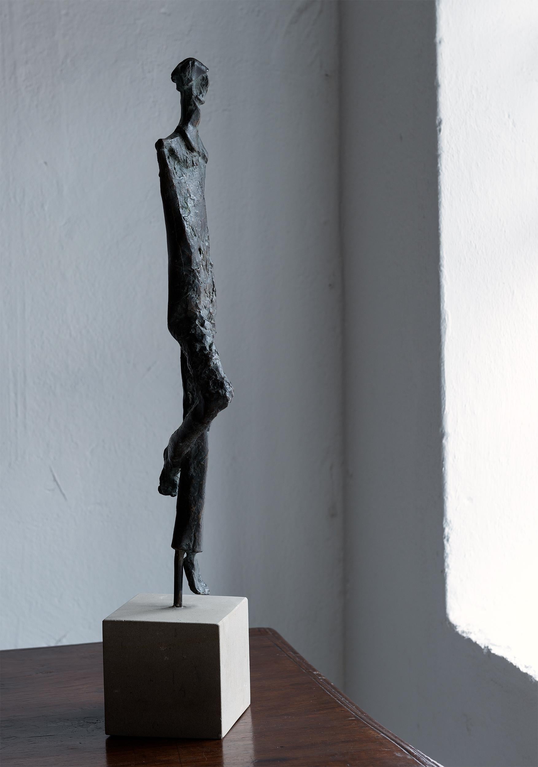 Giacometti inspired bronze by German artist Uta Falter- Baumgarten (*1921)- great visual impact.