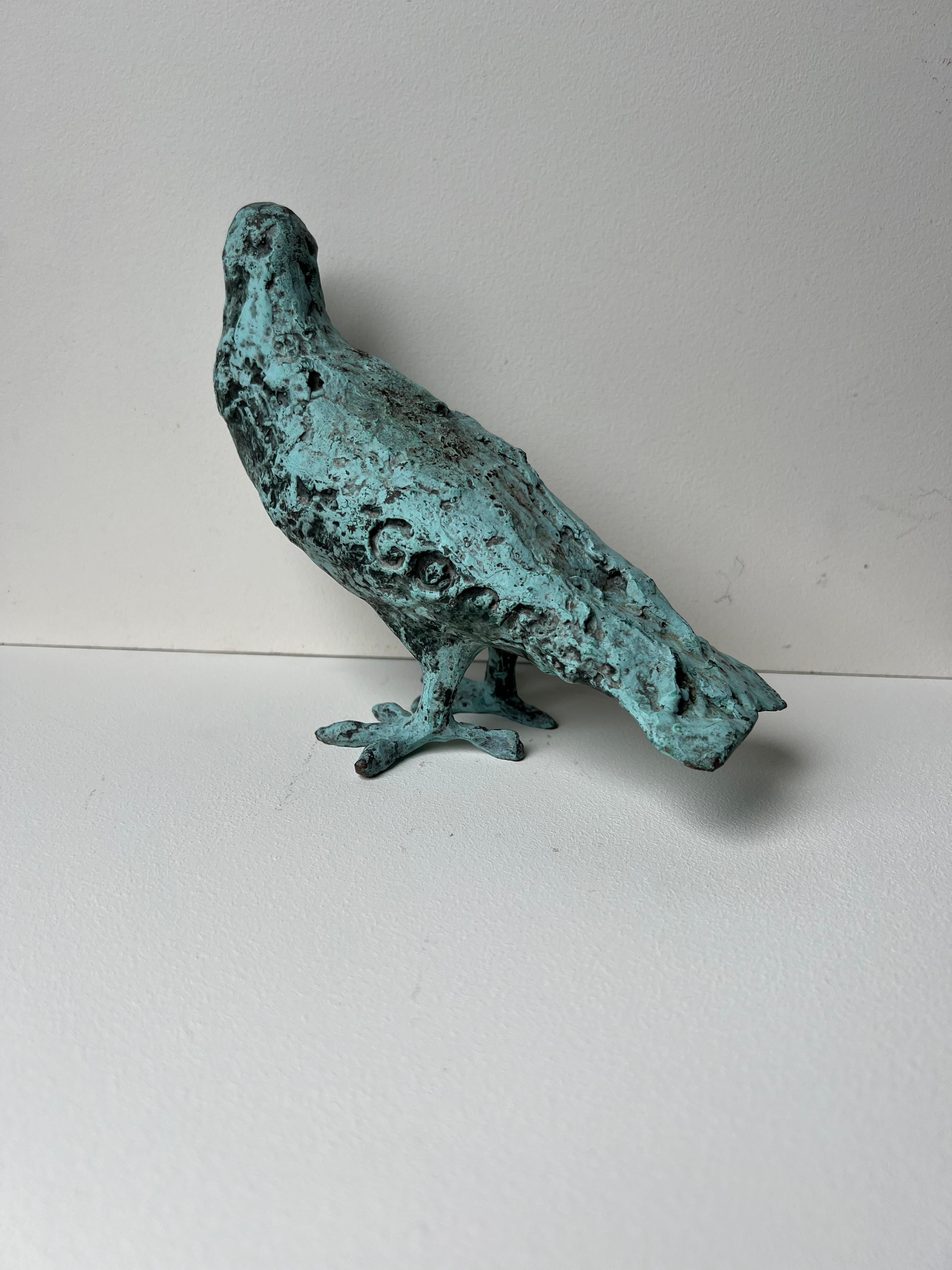 Giacometti-Style Bronze Dove Sculpture with Closed Wings In Good Condition For Sale In LOS ANGELES, CA
