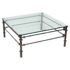 Quadratischer Couchtisch im Giacometti-Stil mit patinierter Bronzeoberfläche