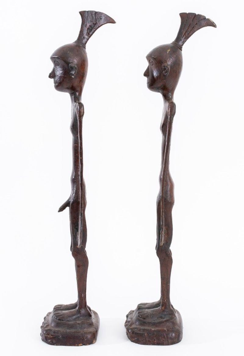 Moderno Figure di nudo in metallo patinato in stile Giacometti, Pr in vendita