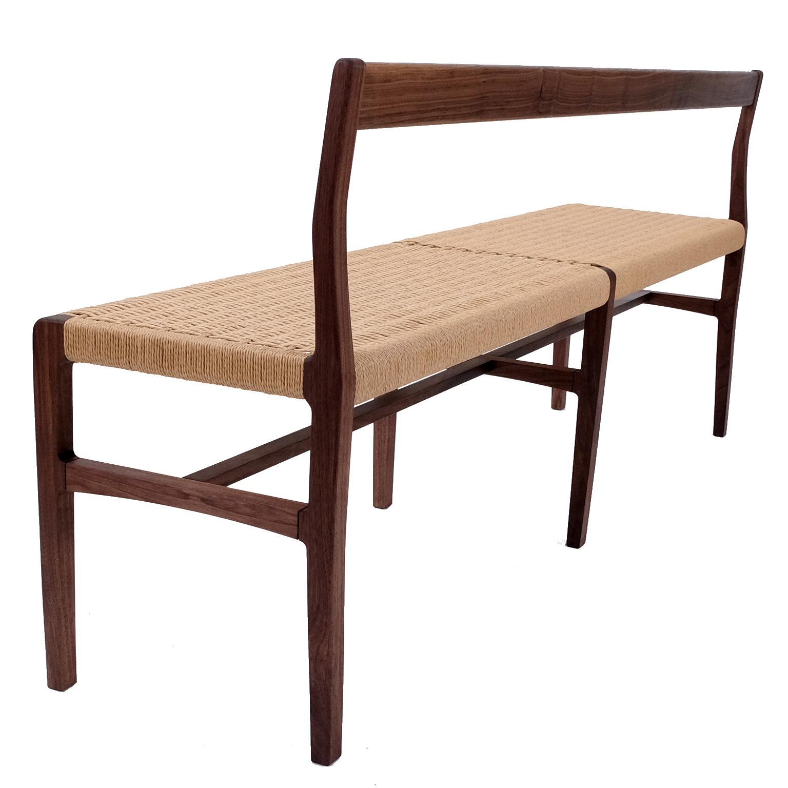 Giacomo Bench with Back, extra-long in Walnut with Danish Cord Seat (amerikanisch) im Angebot