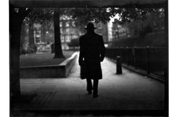 Ohne Titel #1 (Man Silhouette) von Eternal London - Giacomo Brunelli
