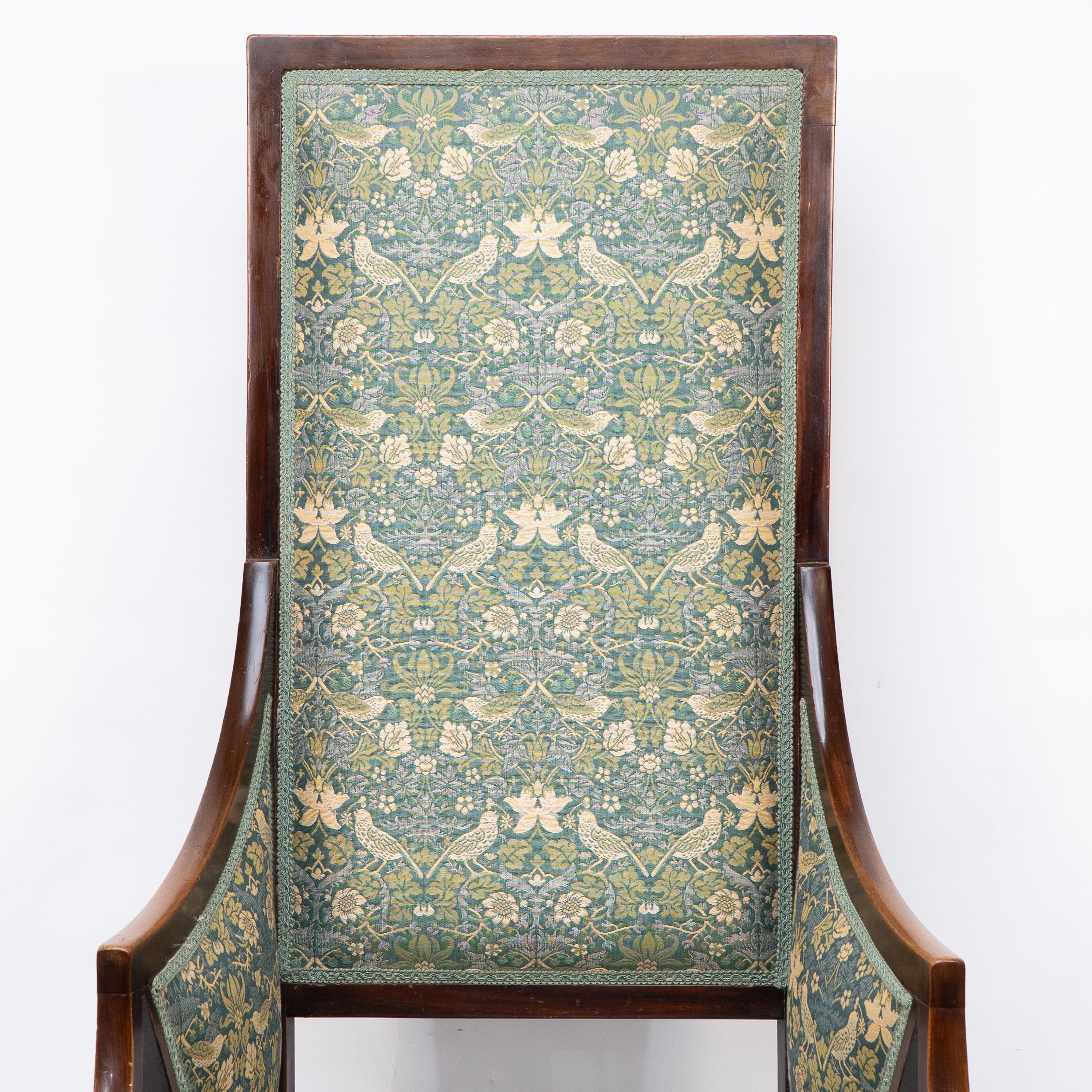 Giacomo Cometti, ein raffinierter Sessel im anglo-japanischen Stil mit kantigem Design (20. Jahrhundert) im Angebot