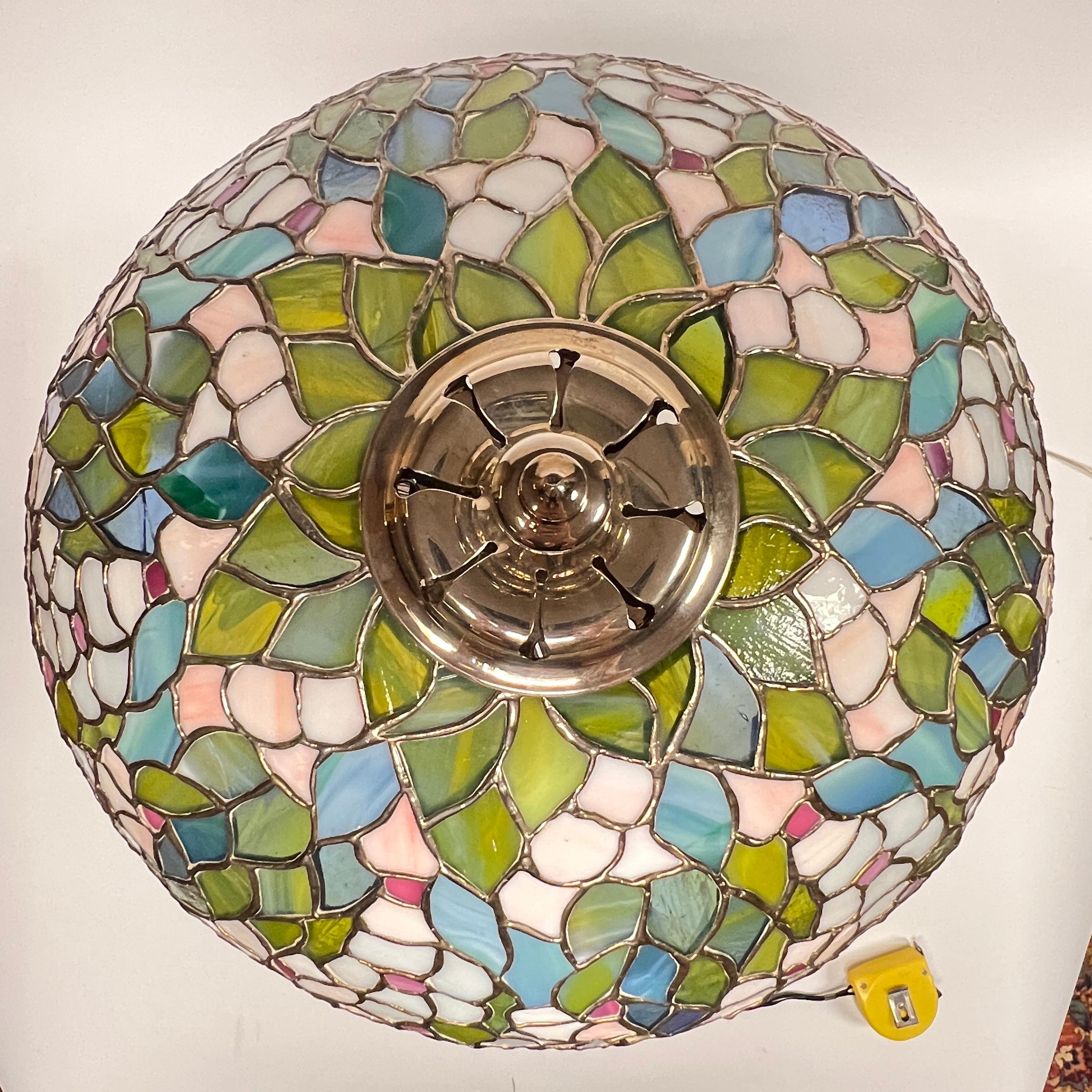 Lampada da tavolo in argento stile Tiffany di Giacomo Vavassori in vendita 3