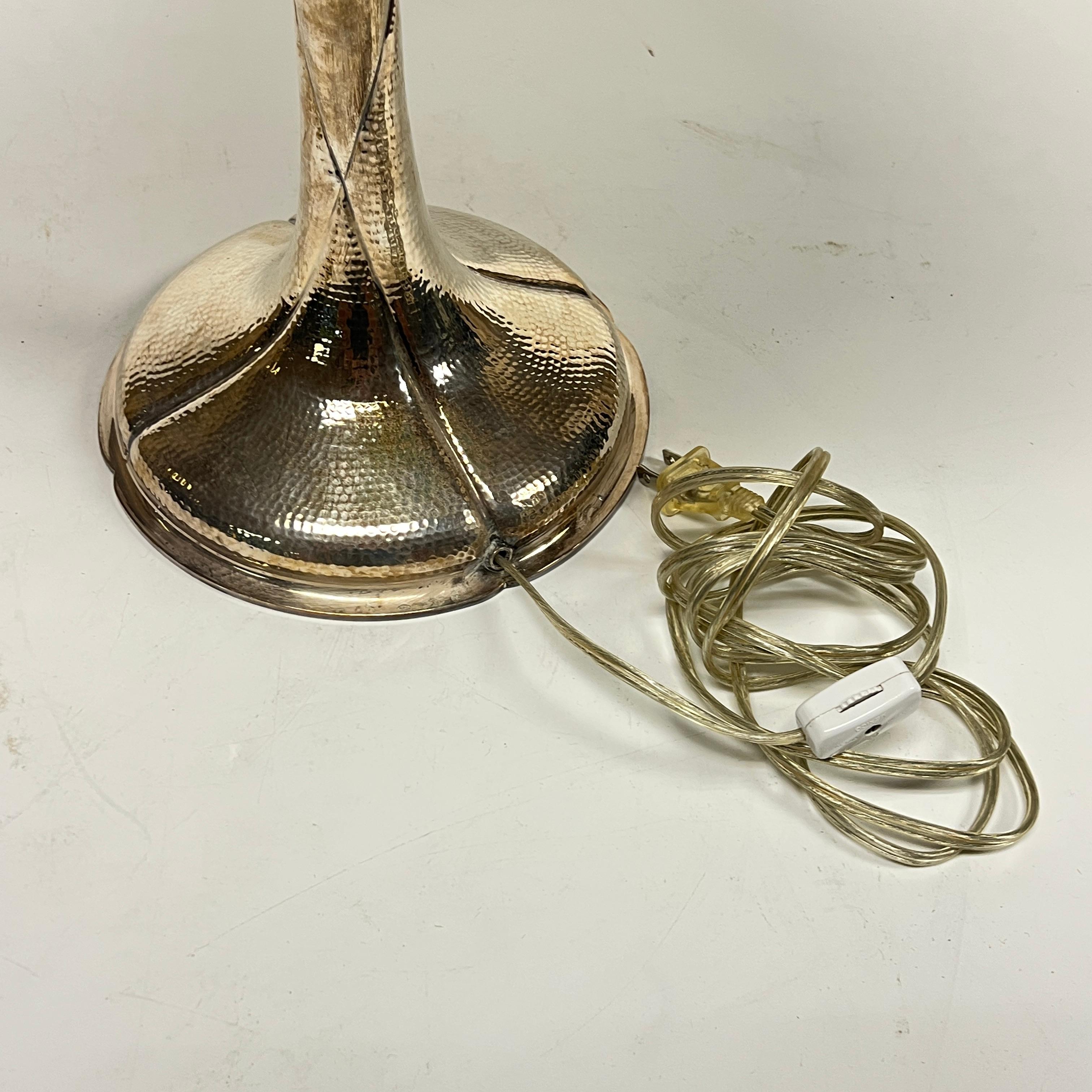 Lampada da tavolo in argento stile Tiffany di Giacomo Vavassori in vendita 11