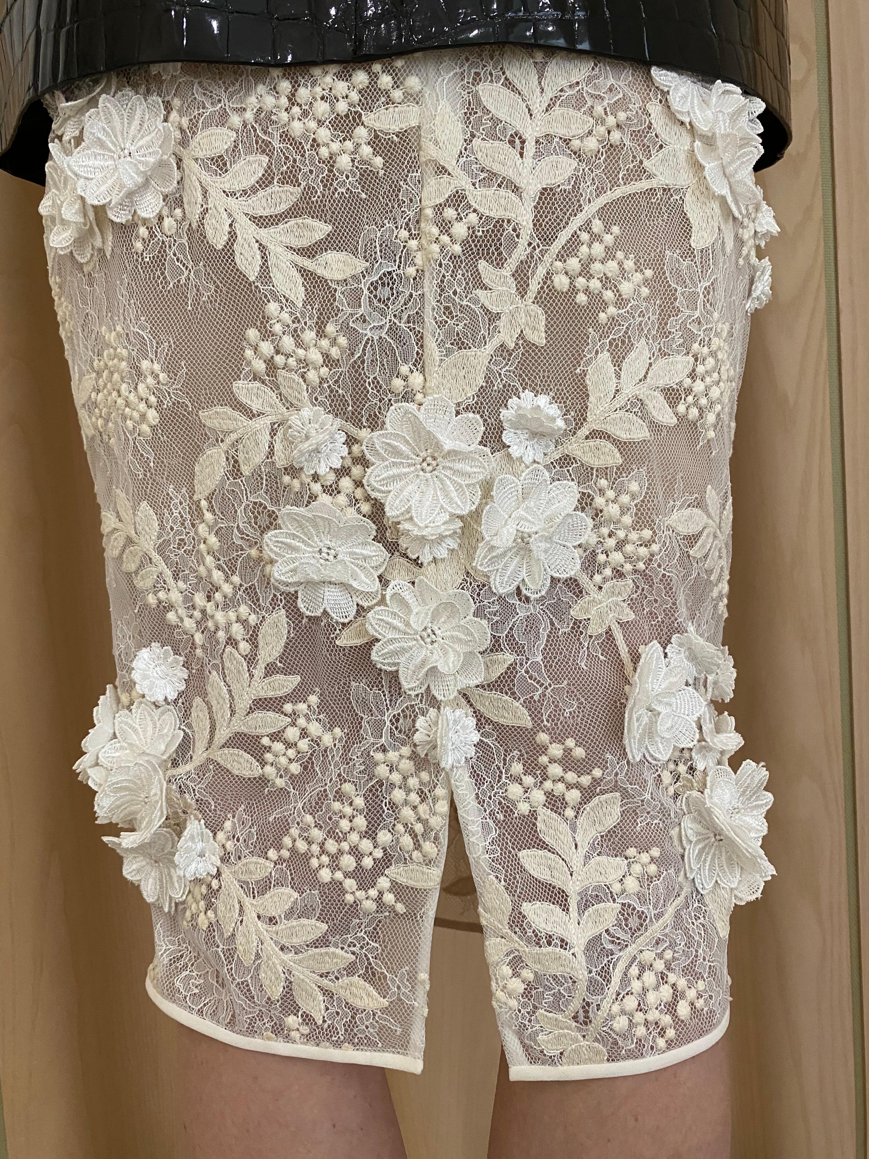 Giambatista Valli 2012 Couture Croc Top and Lace Skirt Set For Sale 5