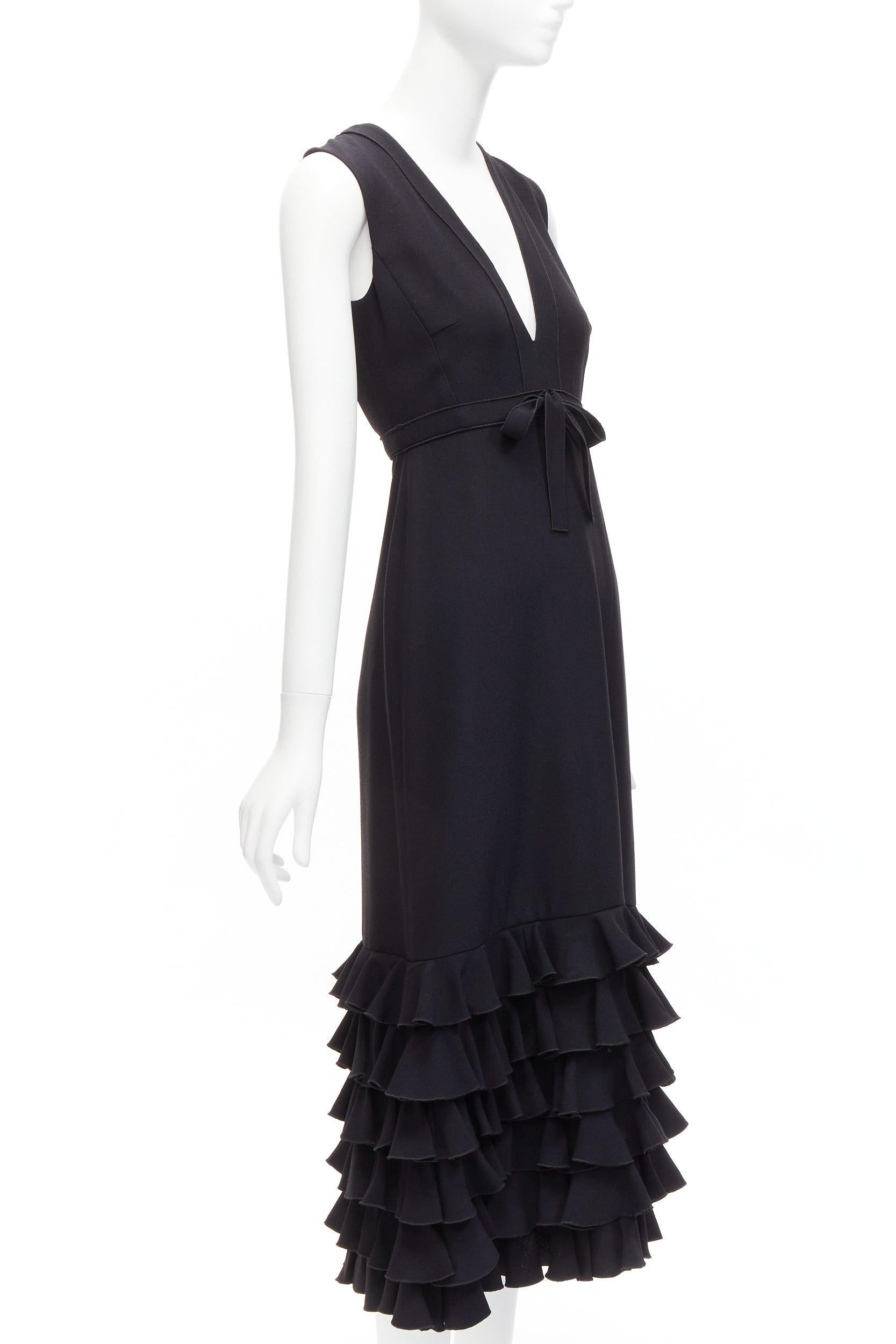GIAMBATTISTA VALLI 2020 Runway ruffle plunge neck sleeveless cocktail dress IT38 In Excellent Condition For Sale In Hong Kong, NT