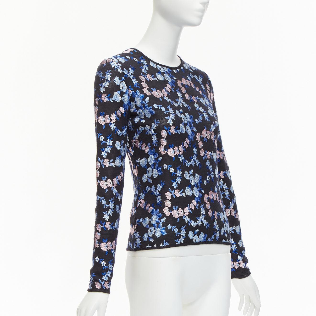 GIAMBATTISTA VALLI black cashmere silk blue pink flower embroidery top IT38 XS In Excellent Condition For Sale In Hong Kong, NT