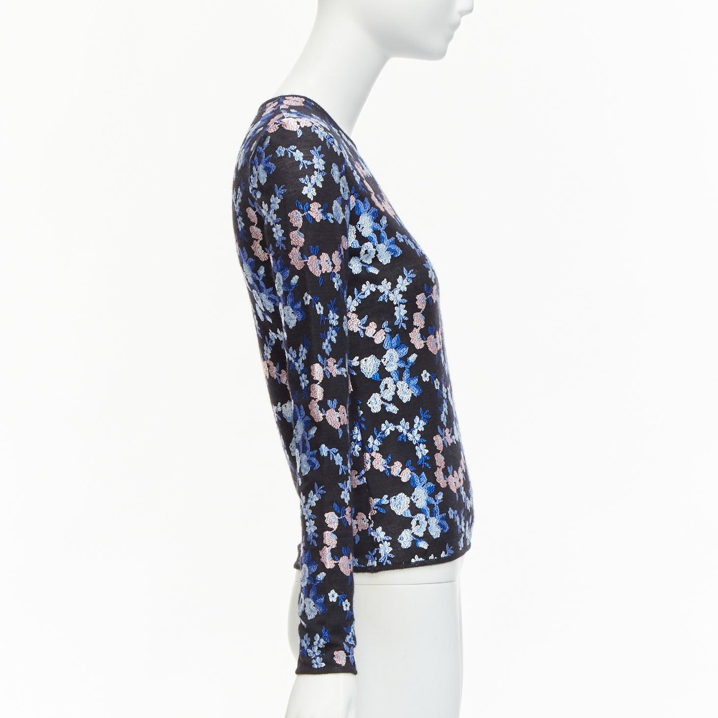 GIAMBATTISTA VALLI black cashmere silk blue pink flower embroidery top IT38 XS In Excellent Condition For Sale In Hong Kong, NT