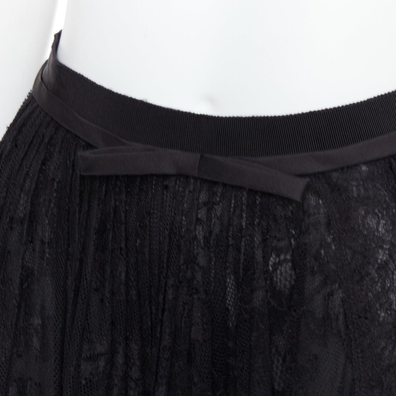 GIAMBATTISTA VALLI black lace silk bow trim pleated knee skirt IT38 XXS For Sale 2