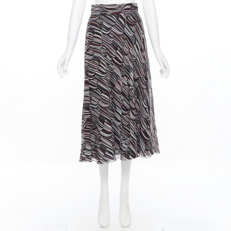 Noir GIAMBATTISTA VALLI Jupe midi en soie noire et rouge tropicale 100 %, Taille IT38 XS en vente
