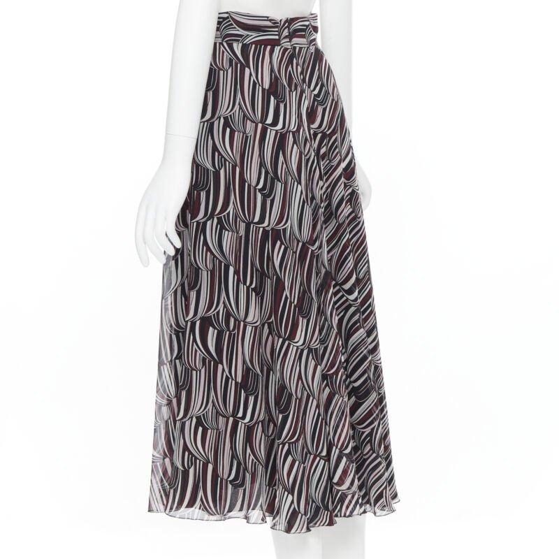 GIAMBATTISTA VALLI Jupe midi en soie noire et rouge tropicale 100 %, Taille IT38 XS en vente 2