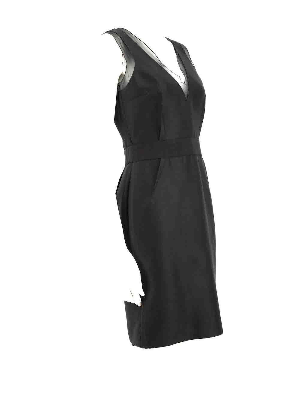 CONDITION is Very good. Minimal wear to dress is evident. Minimal wear to the rear slit with a small tear to the seam on this used Giambattista Valli designer resale item.
 
 
 
 Details
 
 
 Black
 
 Cotton
 
 Knee length dress
 
 V neckline
 
