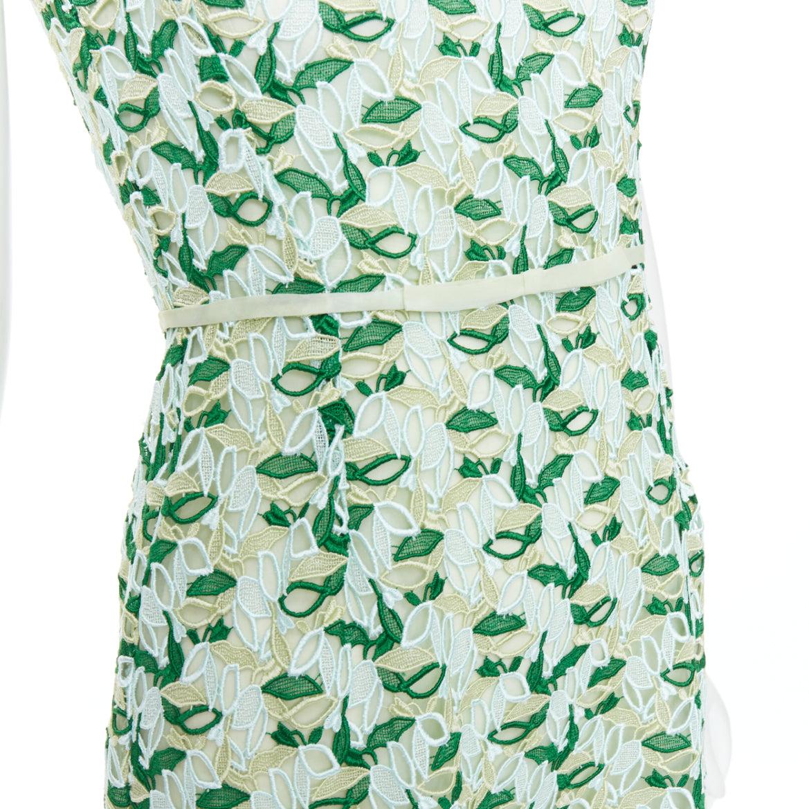 GIAMBATTISTA VALLI blue green silk blend leaf embroidery lace cocktail dress IT38 XXS
Reference: LNKO/A02550
Brand: Giambattista Valli
Material: Polyester
Color: Green, Blue
Pattern: Lace
Closure: Zip
Lining: Green Silk
Extra Details: Tonal green