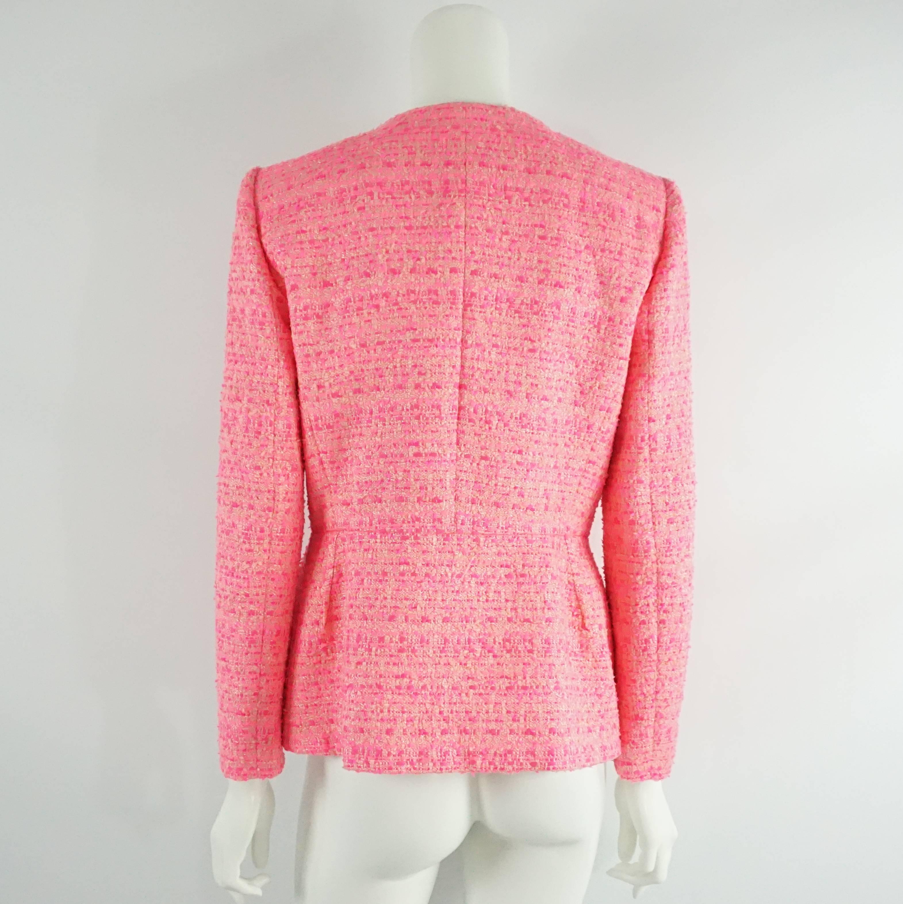 Giambattista Valli Bright Pink Tweed Jacket - 46 In Excellent Condition For Sale In West Palm Beach, FL
