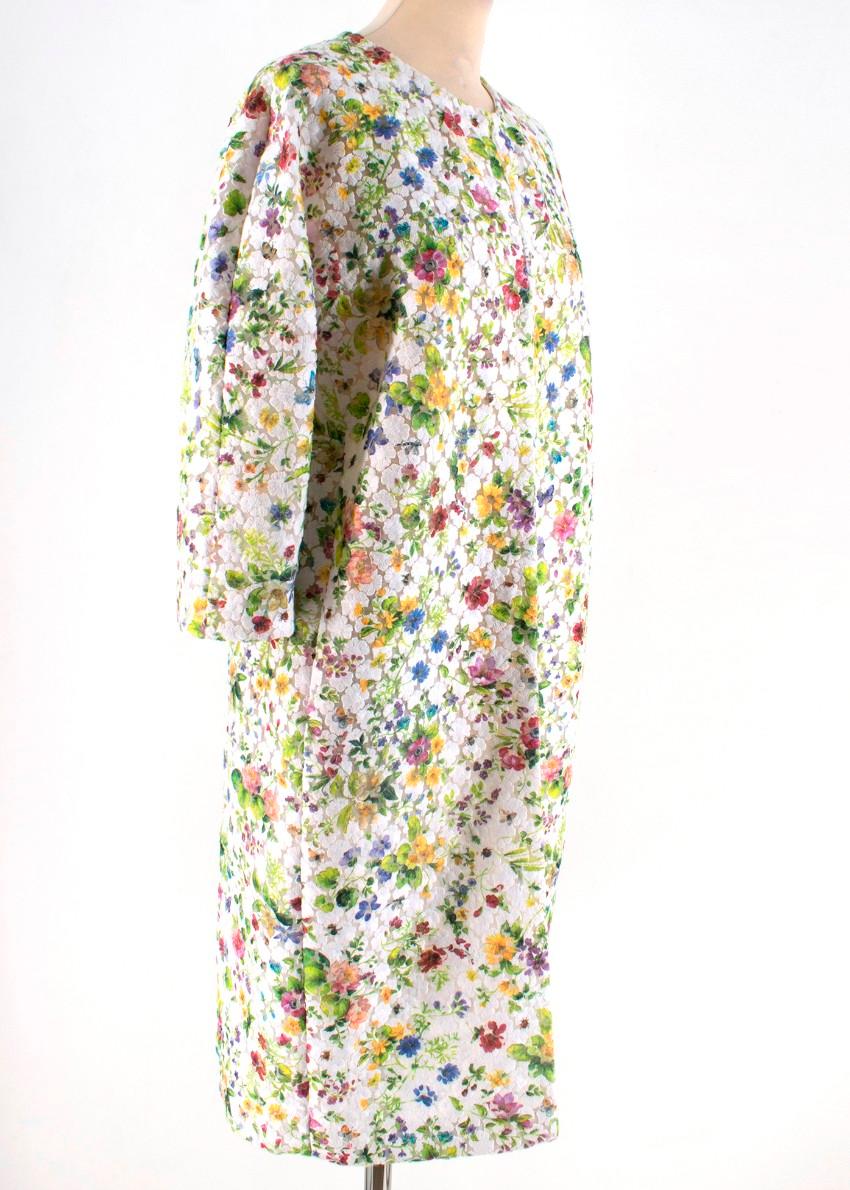 Giambattista Valli Embroidered Long Floral Coat. RRP £2385.00

- Outer fabric: 100% polyester, 100% silk
- Inner fabric: 50% Cotton, 50% Viscose
- Hand made floral embroidery
- Size M (French 44)
- Fastening in front with two hooks
- Two side