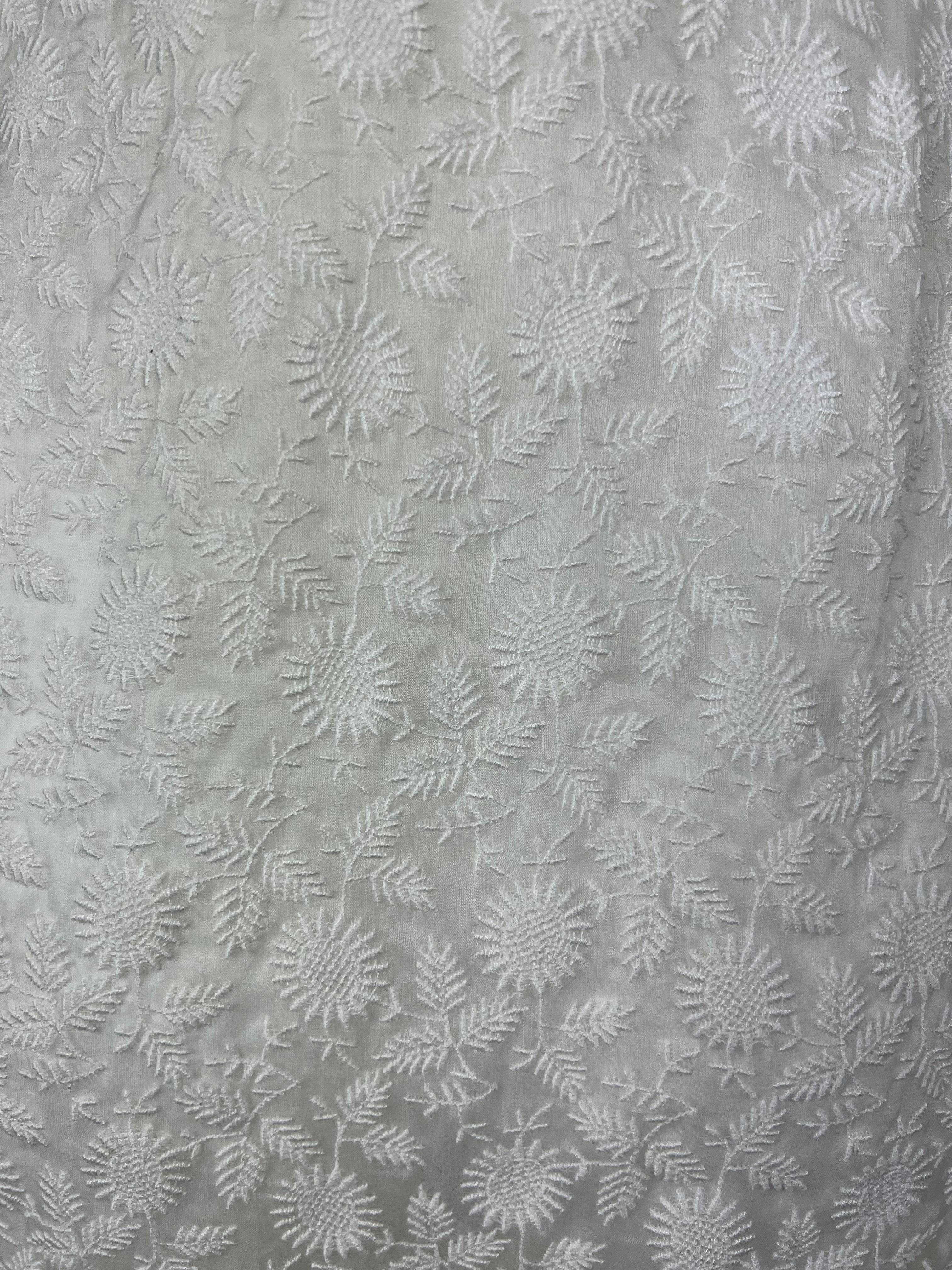 Mini Vestido Bordado Floral Giambattista Valli, Talla 44 en venta 1