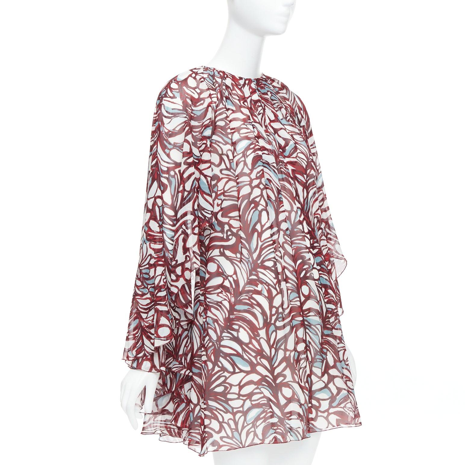 GIAMBATTISTA VALLI GIAMBA burgundy abstract print cape dress IT38 XXS
Reference: MECG/A00008
Brand: Giambattista Valli
Collection: Giamba
Material: Silk, Polyester
Color: Burgundy, White
Pattern: Abstract
Closure: Zip
Lining: White Fabric
Extra