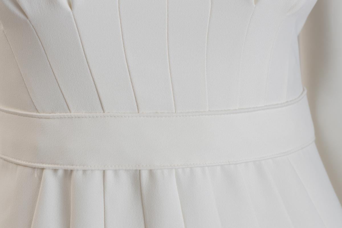 Giambattista Valli Elfenbeinfarbenes ärmelloses Hochzeitskleid aus Krepp EU 40 im Angebot 7