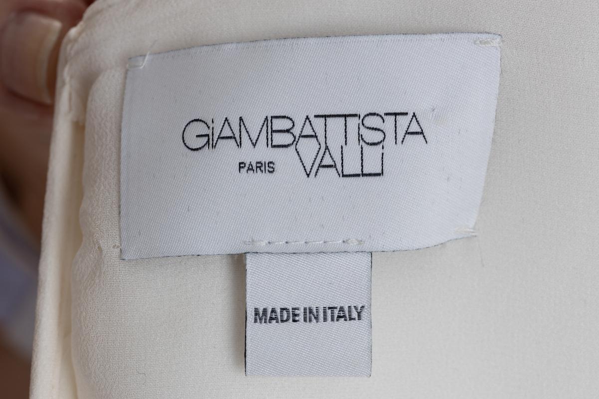 Giambattista Valli Elfenbeinfarbenes ärmelloses Hochzeitskleid aus Krepp EU 40 im Angebot 9