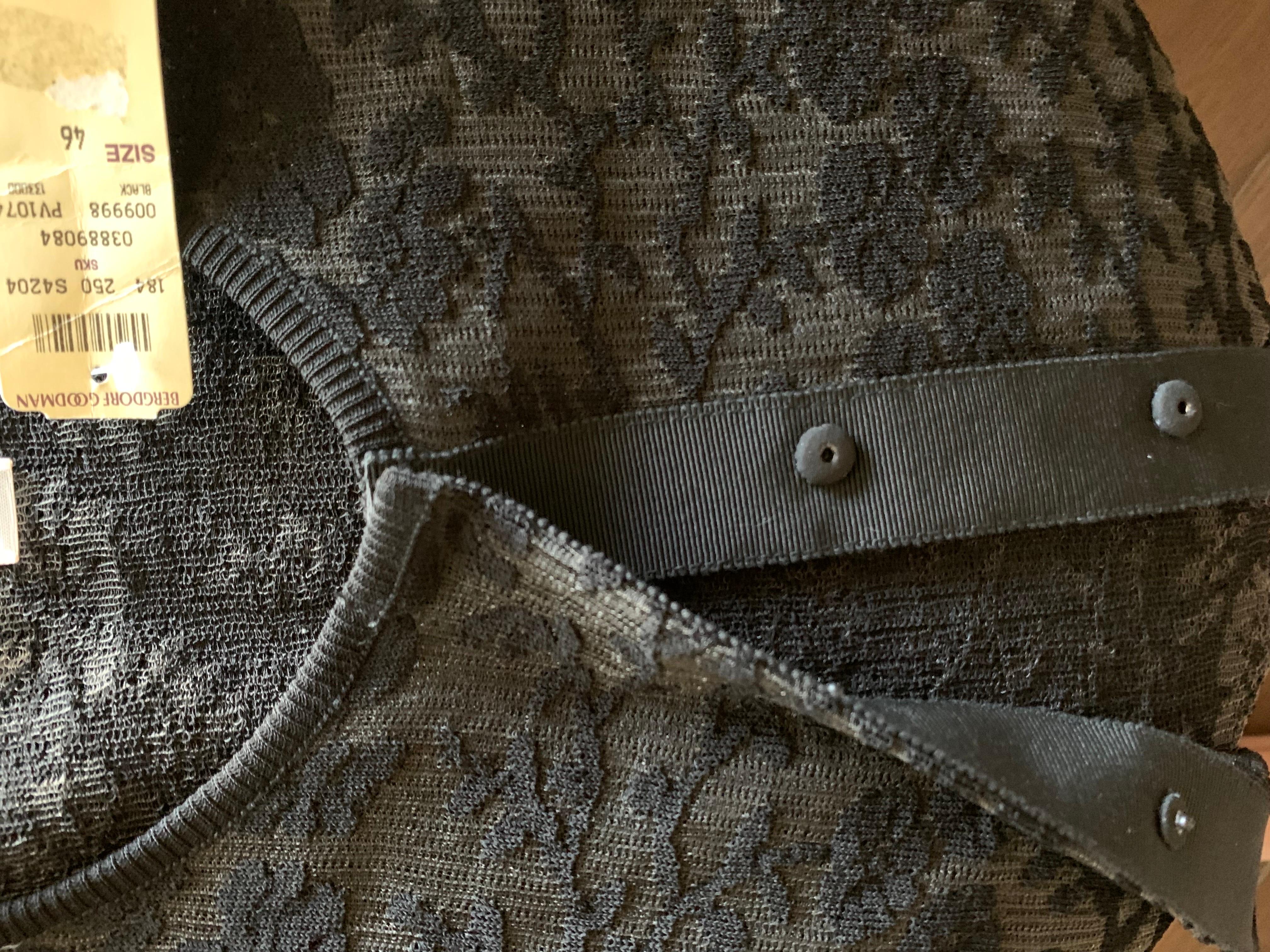 Giambattista Valli Paris Black Floral Jacquard Knit Jacket, Italy NWT Size Large For Sale 4