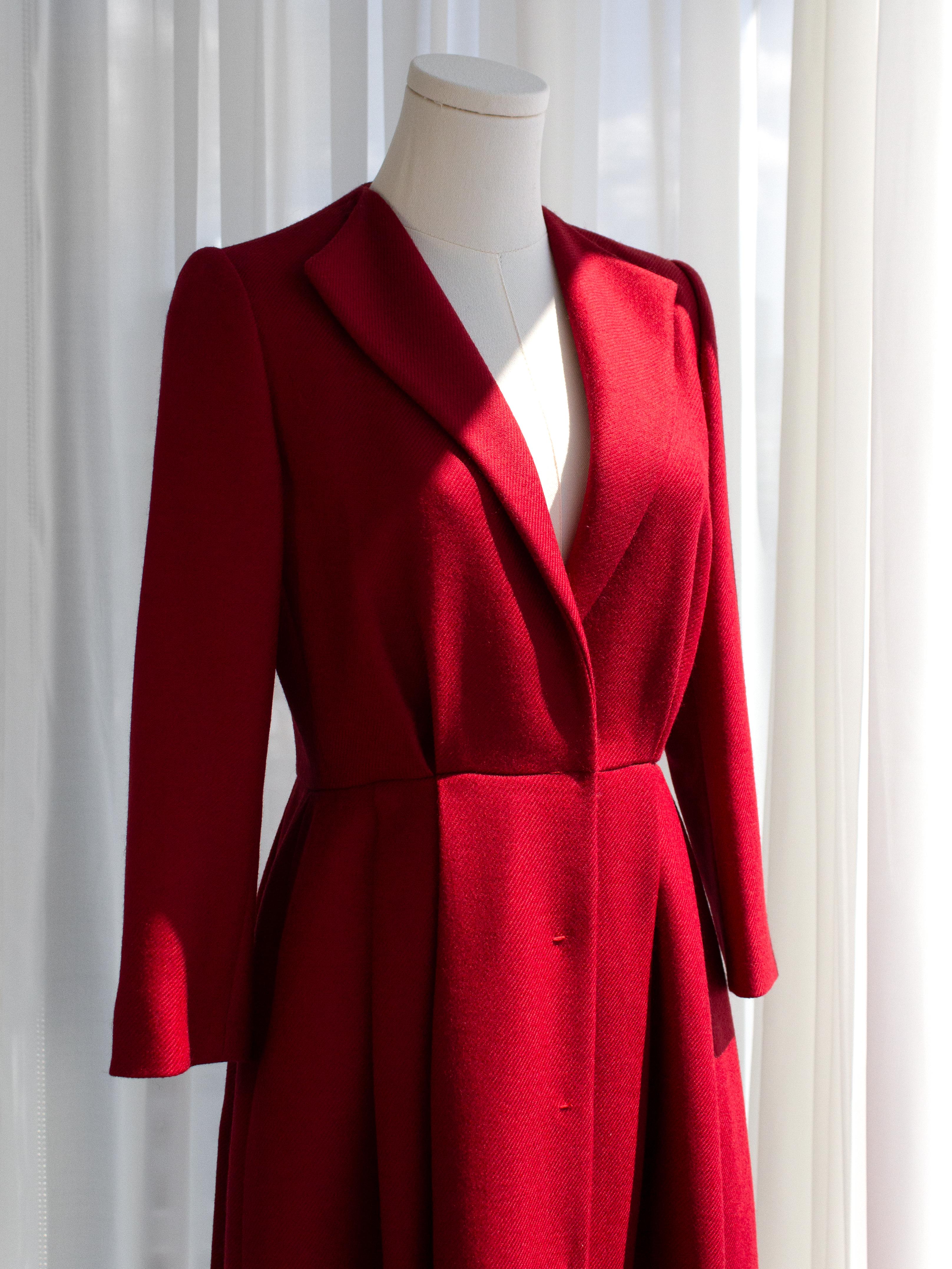Rosso Giambattista Valli Parigino Cappotto Midi a clessidra in lana rossa in vendita