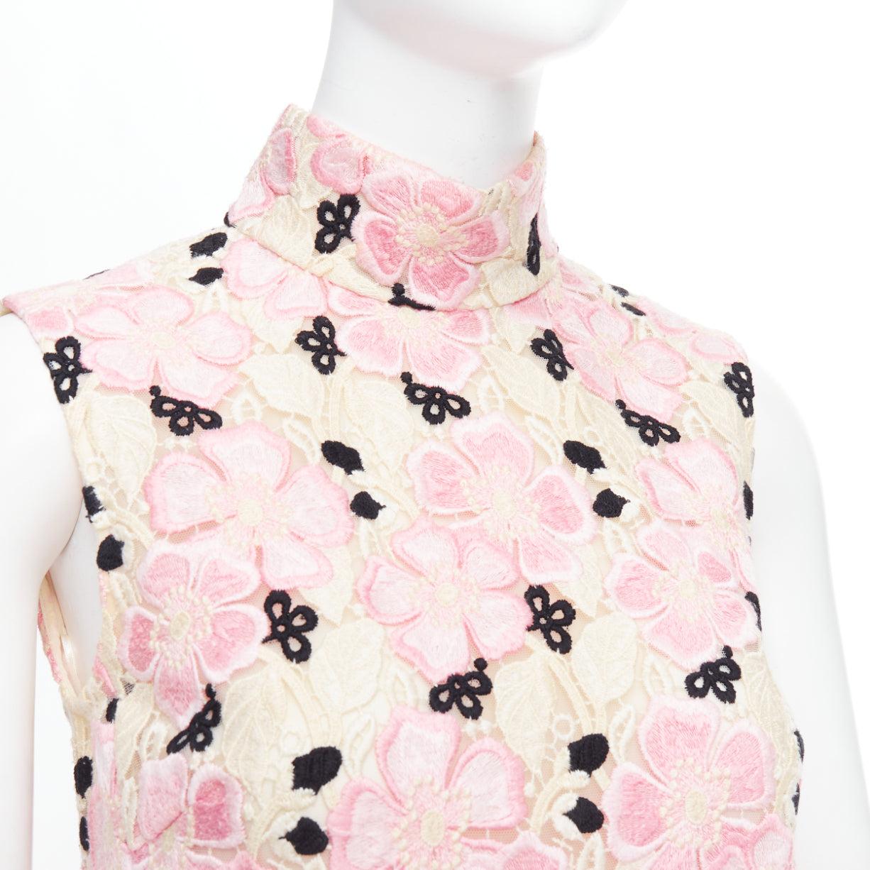 GIAMBATTISTA VALLI pink cream floral guipure lace mock neck dress IT38 XXS
Reference: LNKO/A02507
Brand: Giambattista Valli
Material: Polyester, Blend
Color: Pink, Cream
Pattern: Floral
Closure: Zip
Lining: Cream Silk
Extra Details: Giambattista