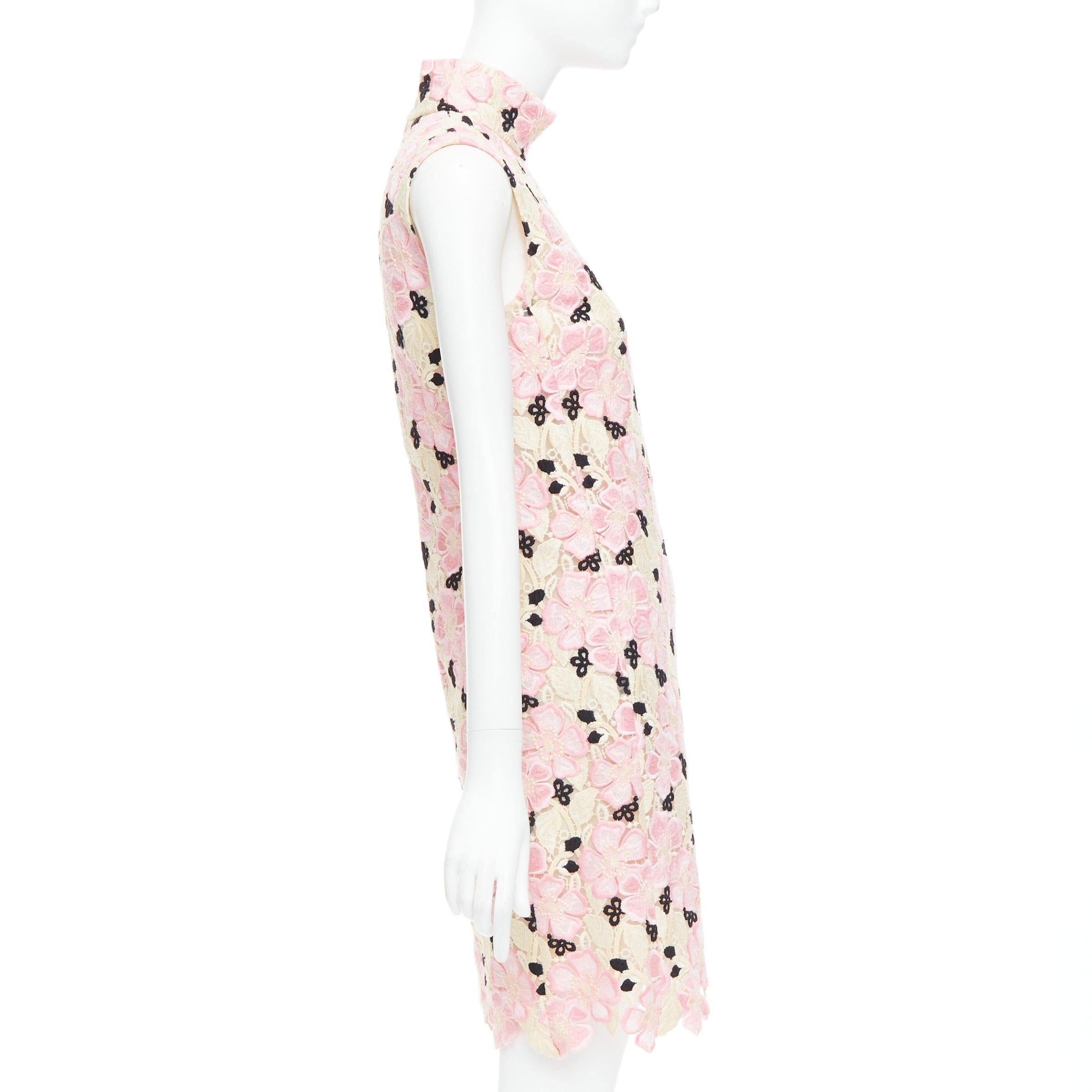 GIAMBATTISTA VALLI pink cream floral guipure lace mock neck dress IT38 XXS In Excellent Condition For Sale In Hong Kong, NT