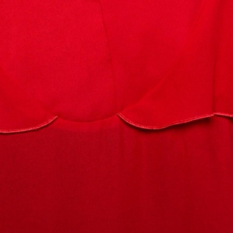 Giambattista Valli haut cape à volants en crêpe rouge M Excellent état - En vente à Dubai, Al Qouz 2