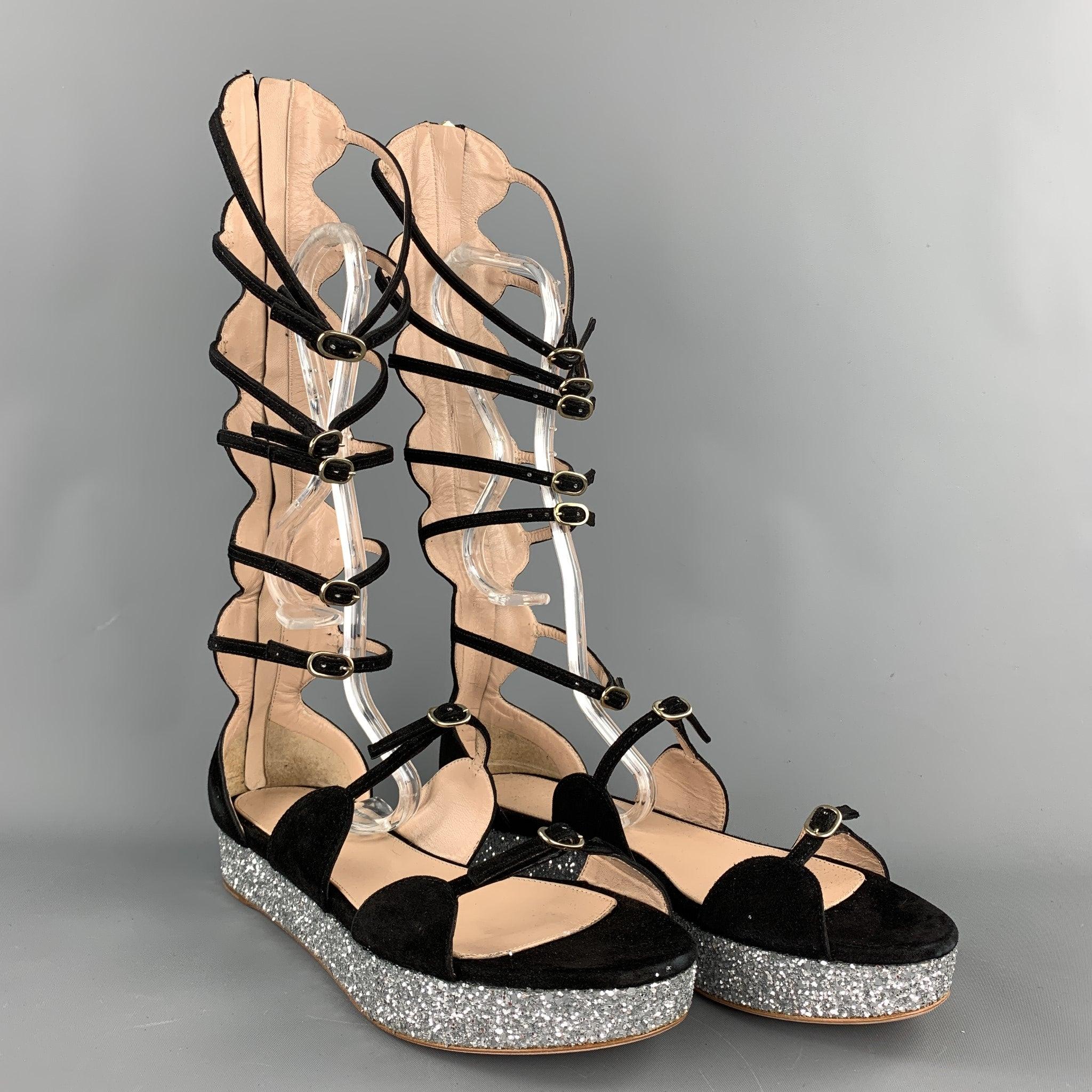 Women's GIAMBATTISTA VALLI S/S 2016 Size 8 Black Suede Glitter Gladiator Sandals For Sale