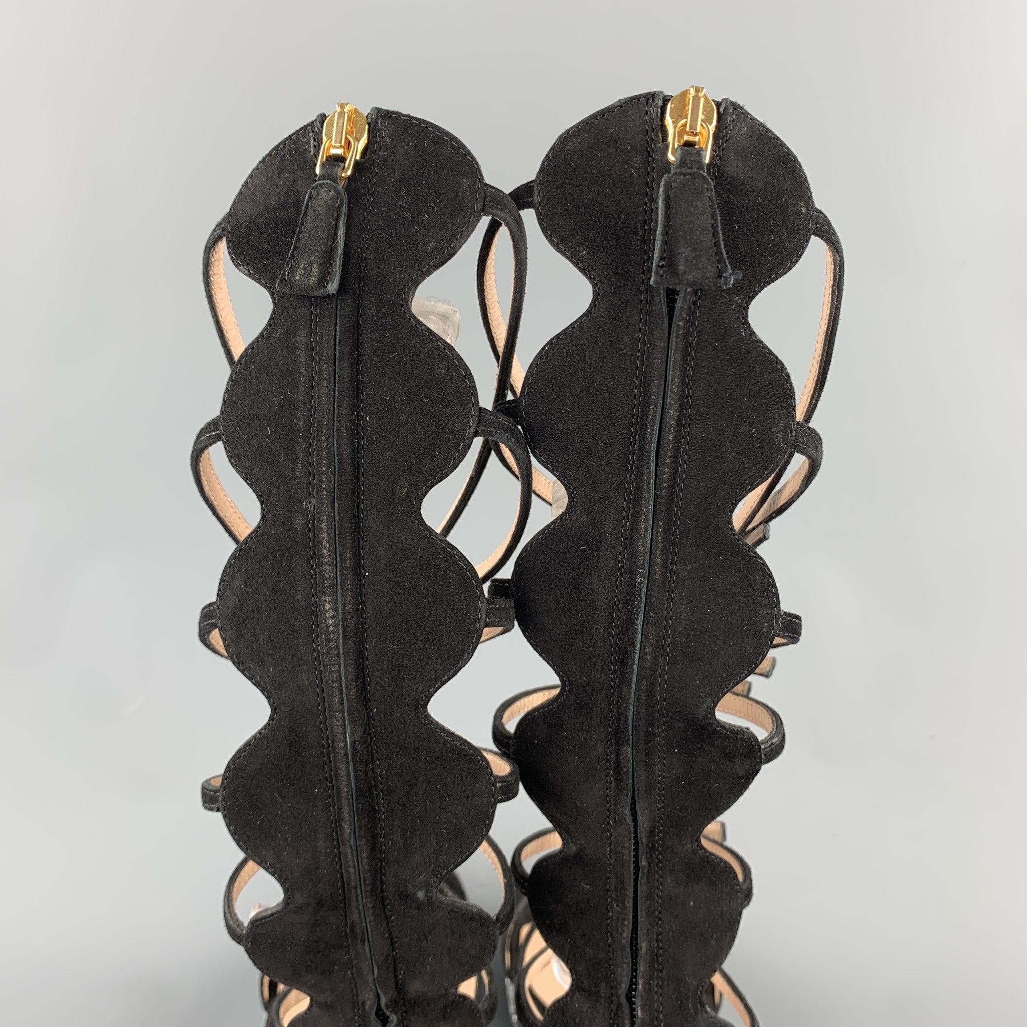 GIAMBATTISTA VALLI S/S 2016 Size 8 Black Suede Glitter Gladiator Sandals For Sale 2