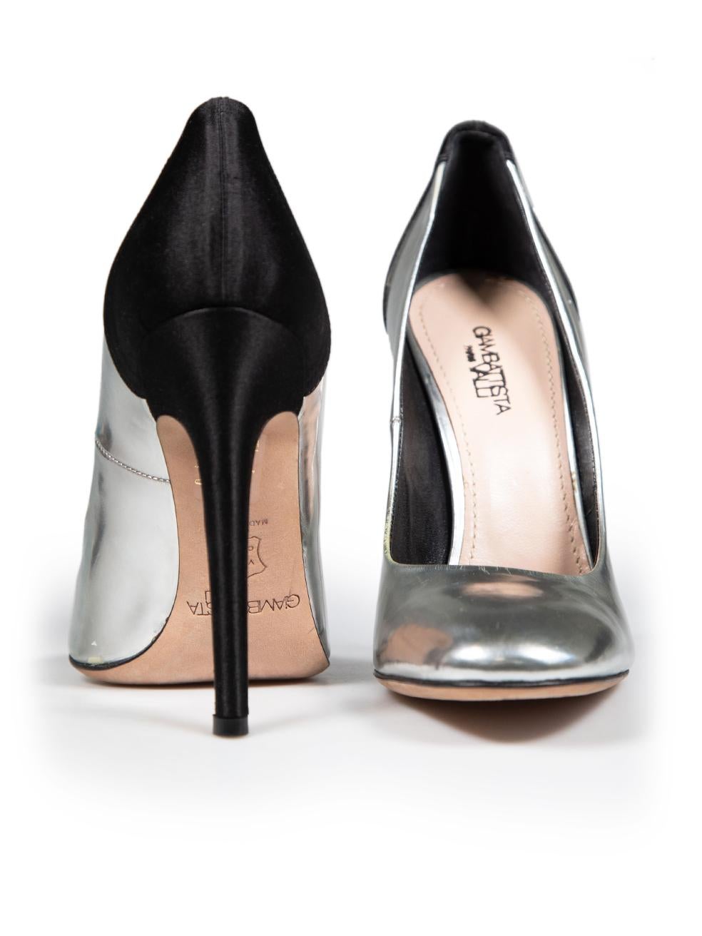 Gray Giambattista Valli Silver & Black Leather Pumps Size IT 38 For Sale