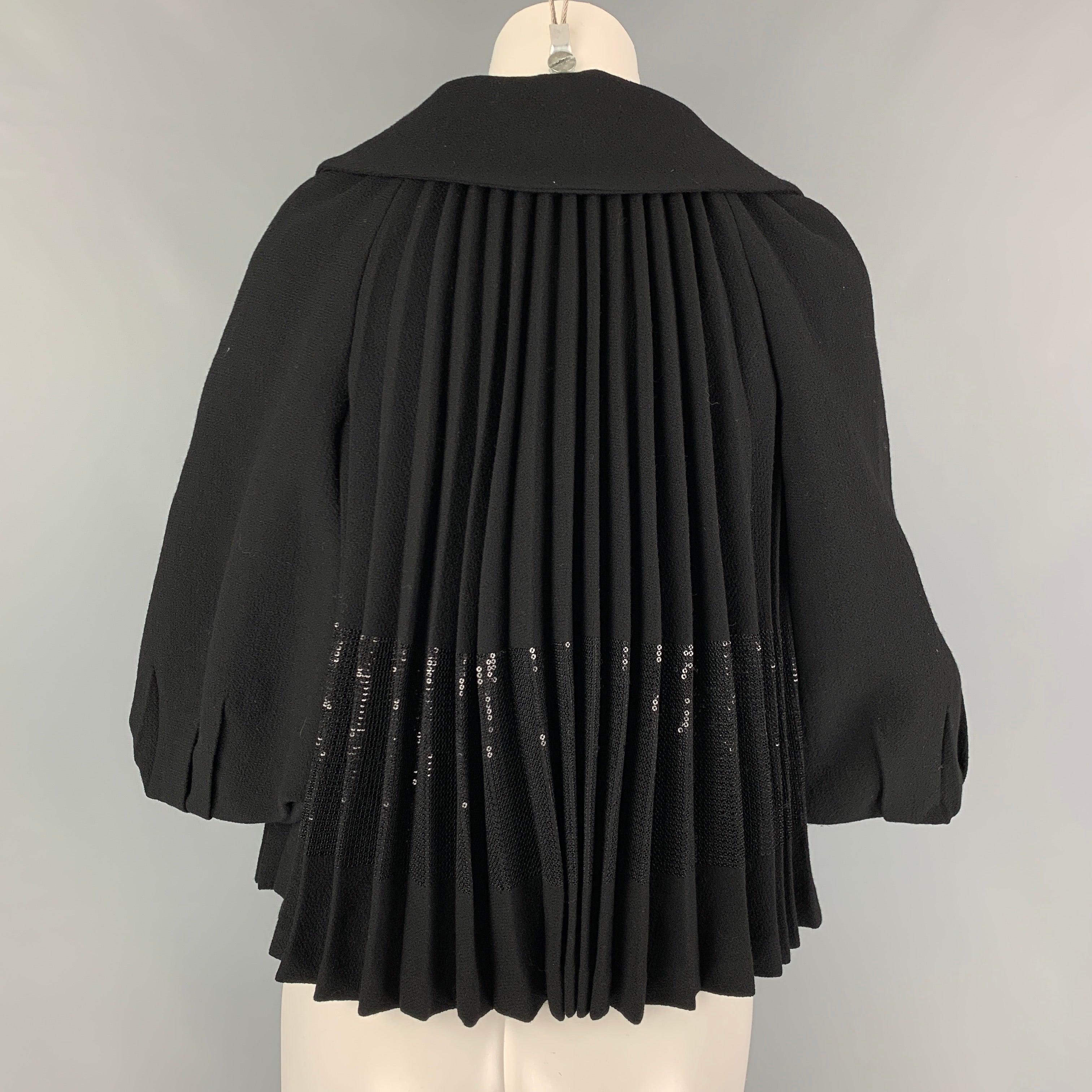 GIAMBATTISTA VALLI Veste plissée en laine vierge noire taille XS Bon état - En vente à San Francisco, CA