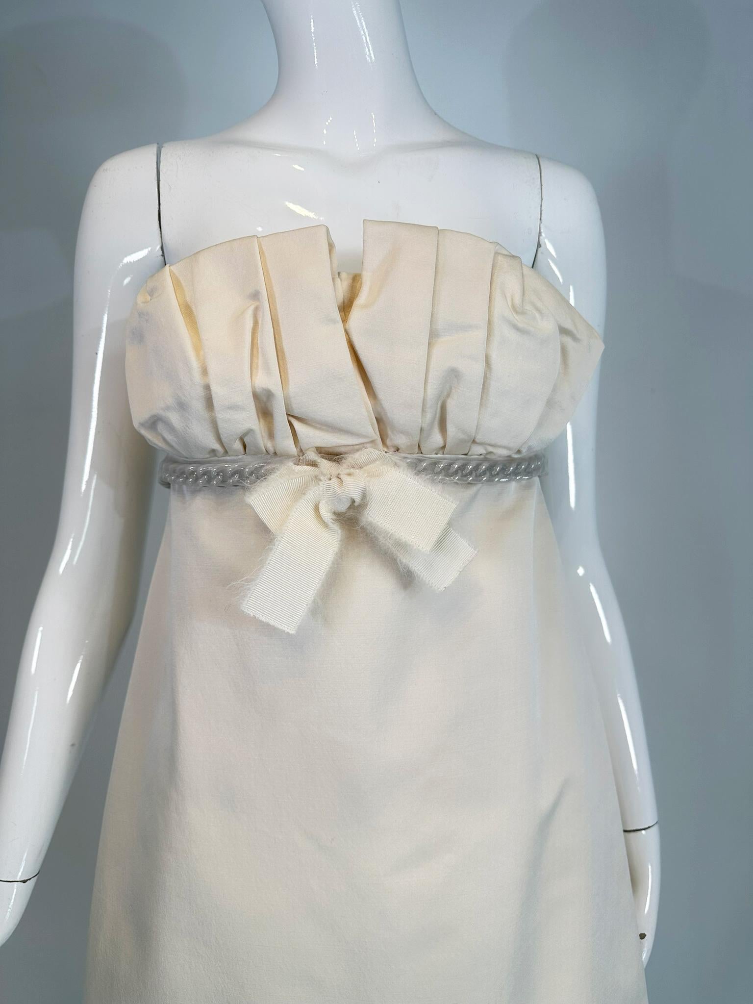 Giambattista Valli Vestido de cóctel blanco de seda sin tirantes y con lazo delantero de cadena 42 en venta 7