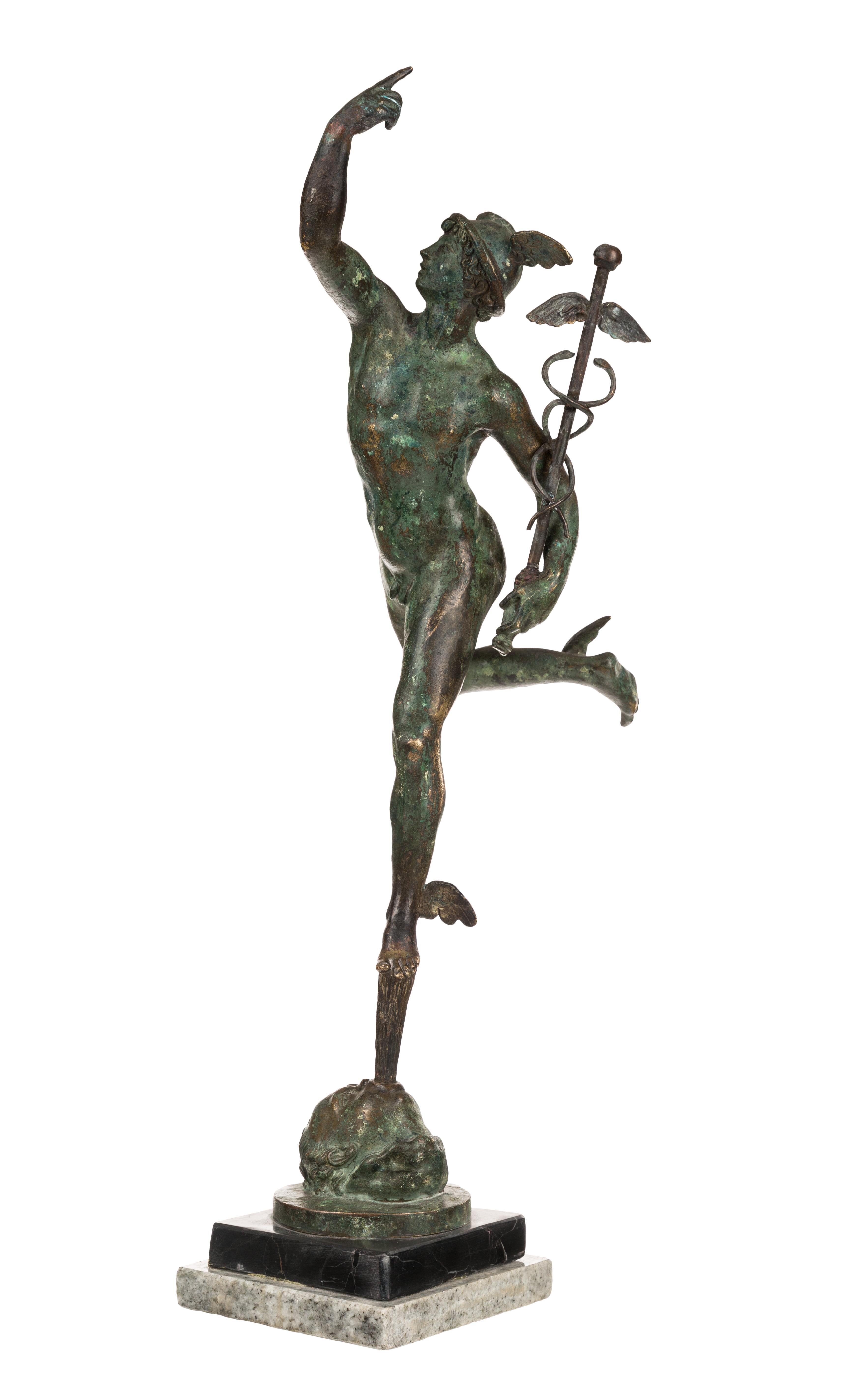 Según Giambologna Bronce de Mercurio con pátina verde