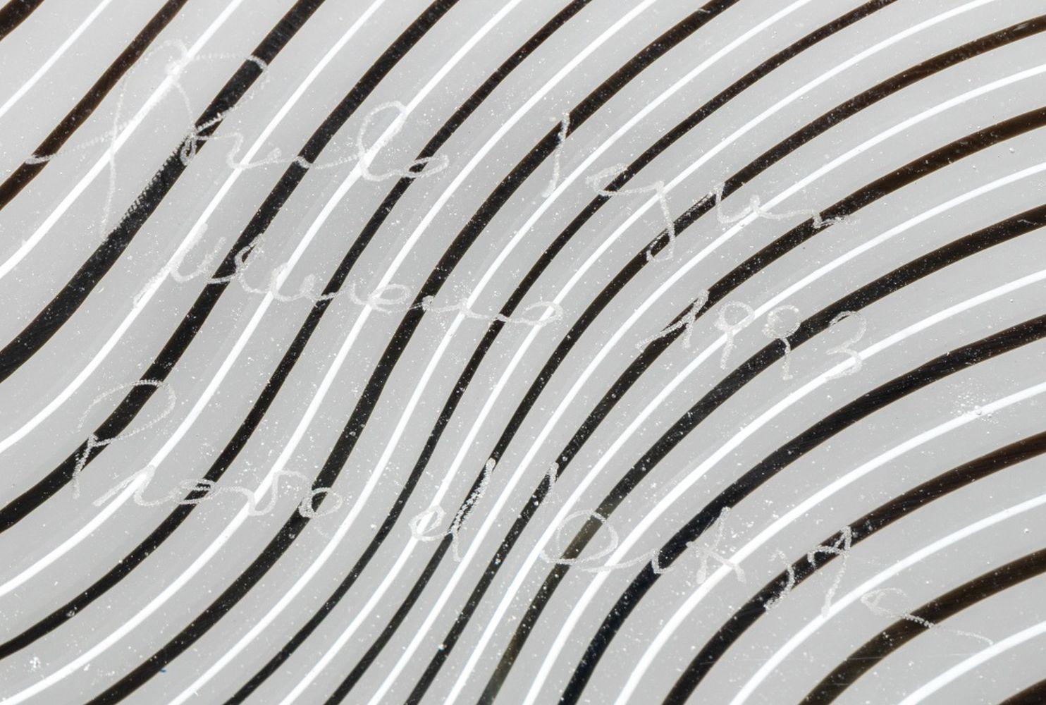 Giampaolo Seguso Murano Art Glass Plate, 1993 For Sale 1