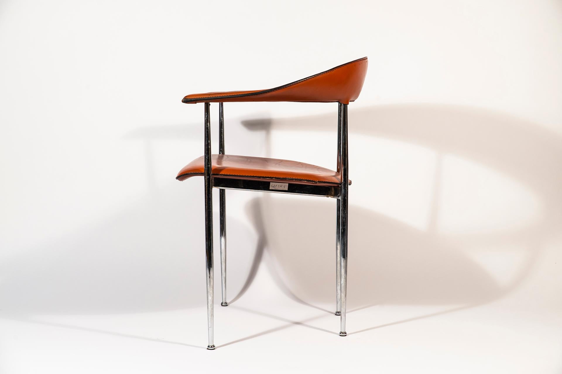 Gian Carlo Vegni, set of ten chairs, 
leather and metal, 
circa 1970, France.
Measures: Height 72 cm, seat height 43 cm, width 62 cm, depth 44 cm.