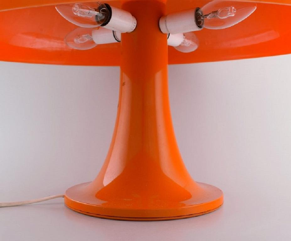 the nesso orange lamp