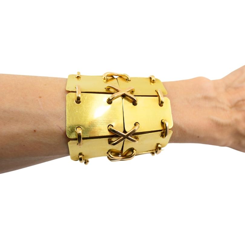 Giancarlo Montebello 18k Gold Fiches Bracelet Architectural Jewelry For Sale 4