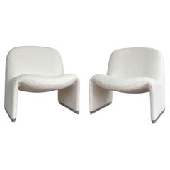 Giancarlo Piretti "Alky" Ivory Bouclé Lounge Chairs by Artifort, a Pair, 1969