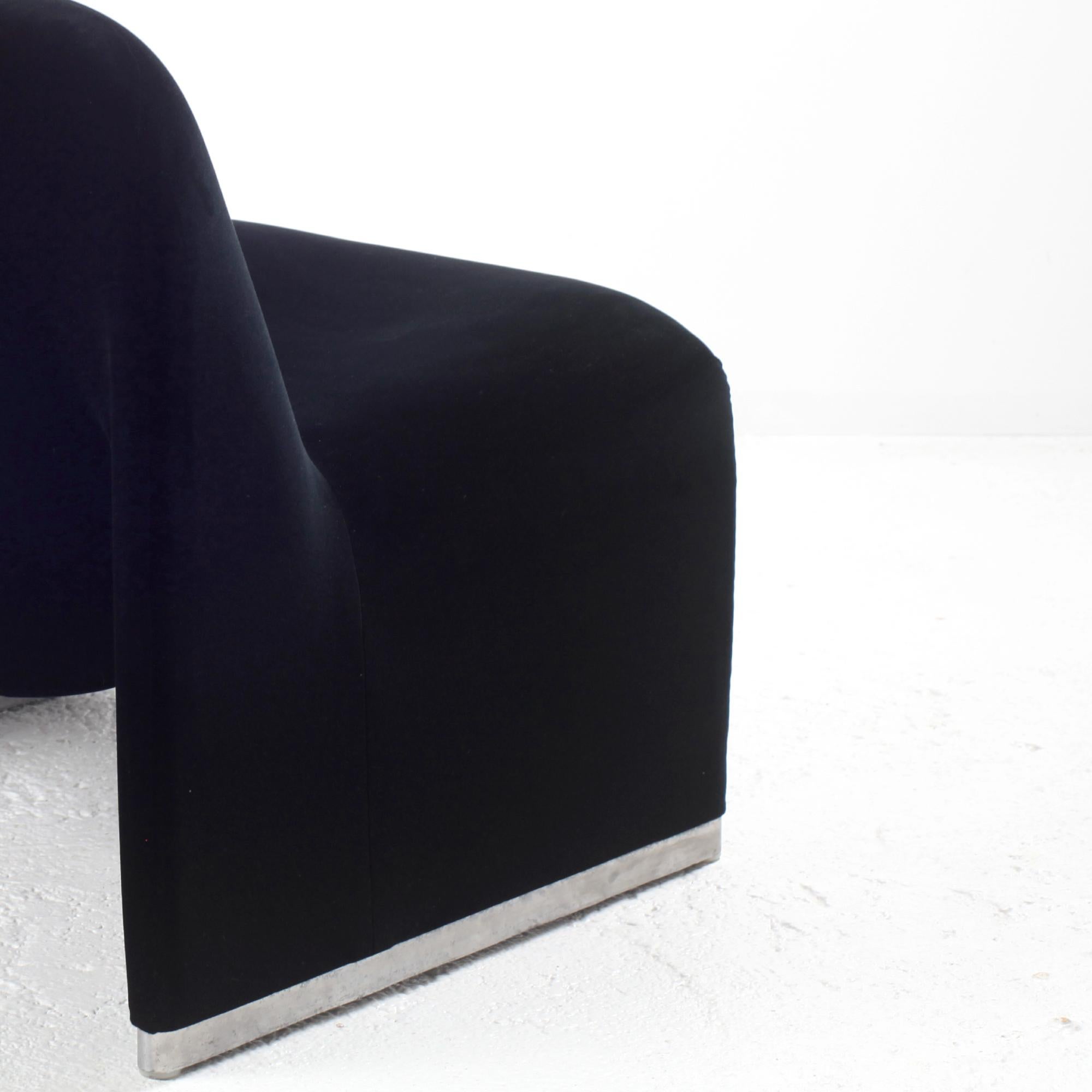 Giancarlo Piretti “Alky” Chair in New Black Velvet, for Castelli Italy, 1970s 7