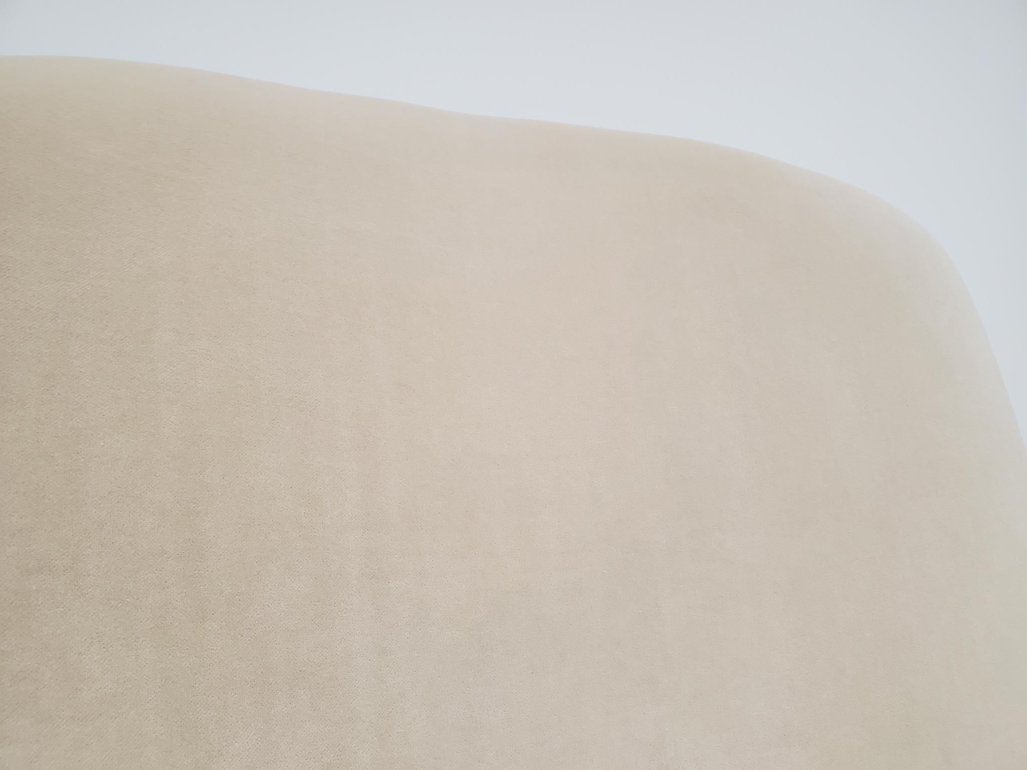Giancarlo Piretti “Alky” Chair in New Velvet, Artifort, 1970s For Sale 9