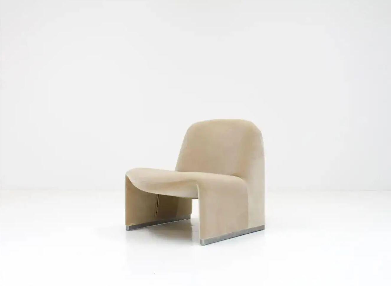 20th Century Giancarlo Piretti “Alky” Chairs in New Velvet, Artifort, 1970s