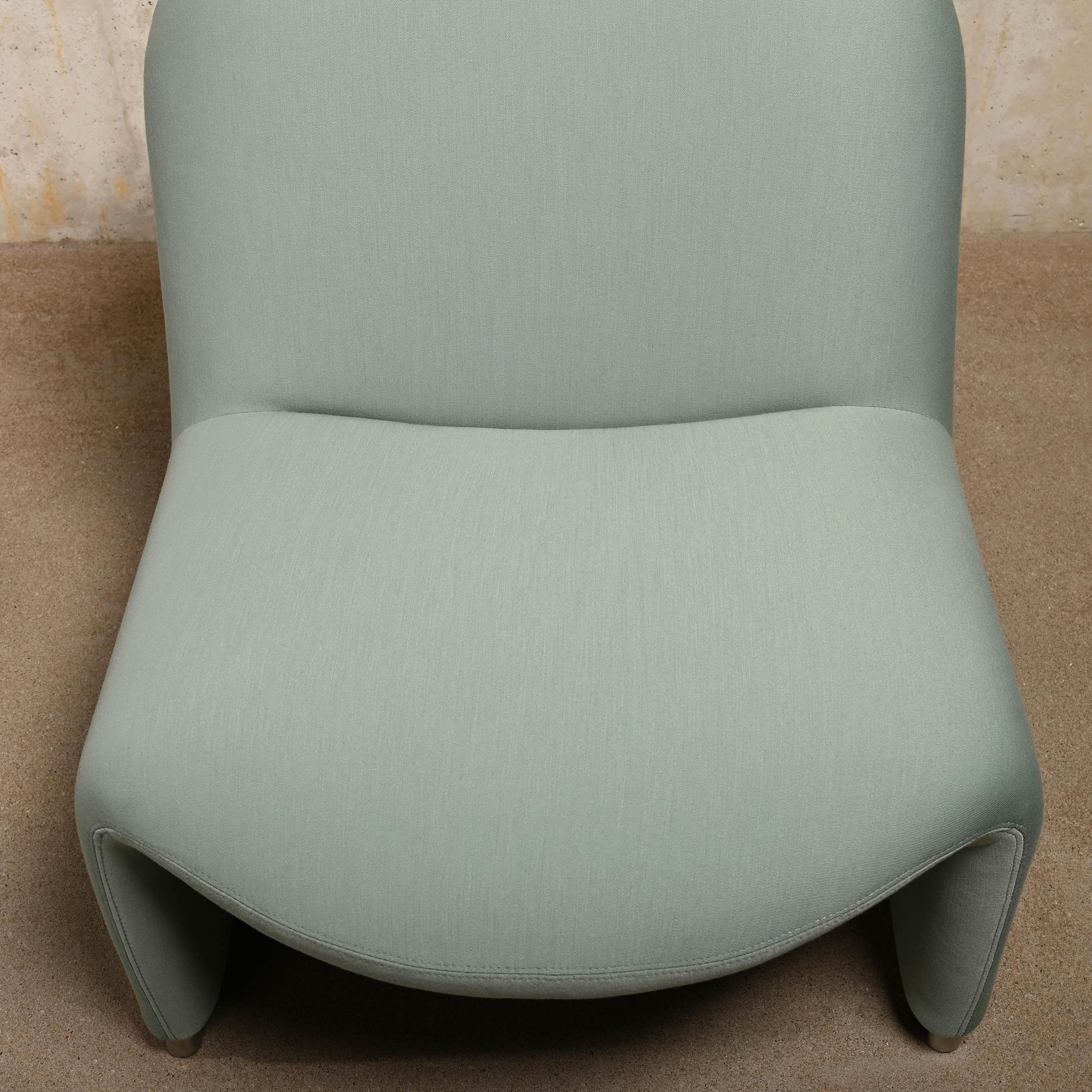 Giancarlo Piretti Alky Lounge Chair in Green Kvadrat Fabric, Artifort 2