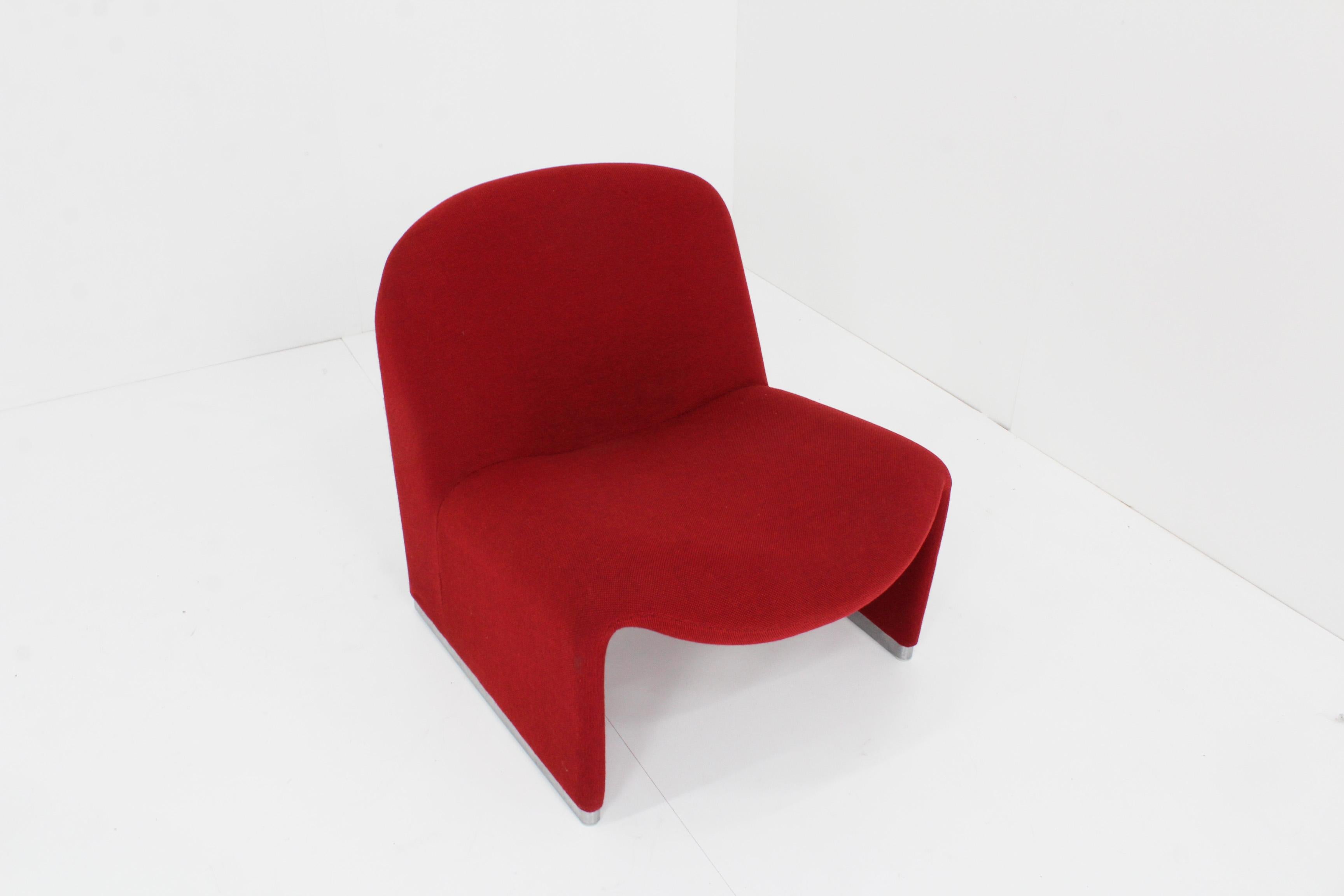 Metal Giancarlo Piretti Alky Lounge Chair in Red / Magenta Fabric for Anonima Castelli